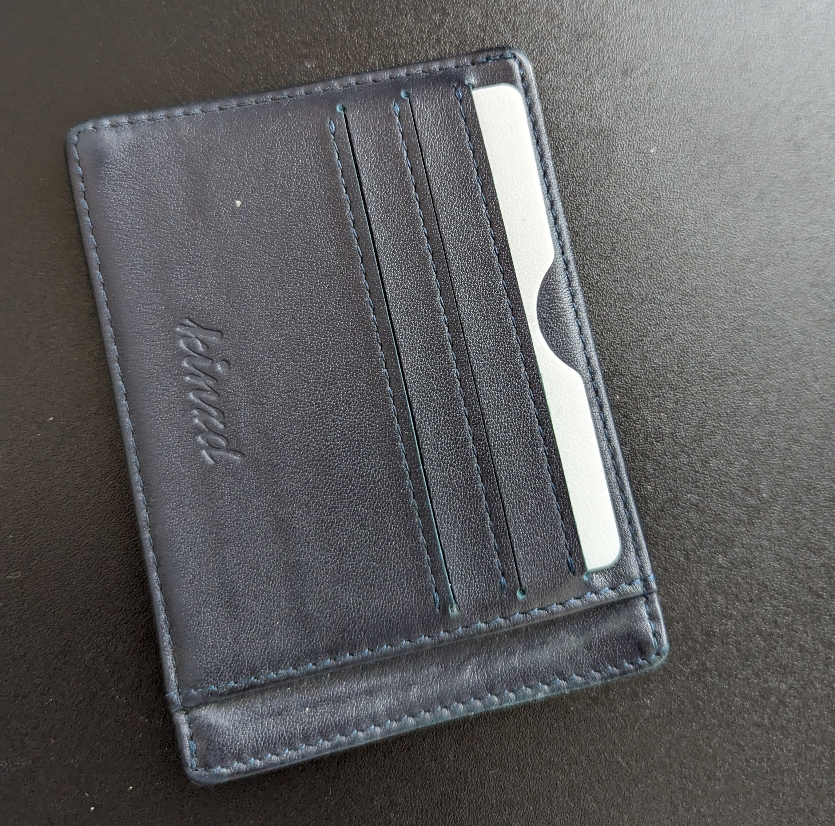 Ultra-thin credit-card sized phone stand (print-in-place). Only 5g of filament! - photo 2