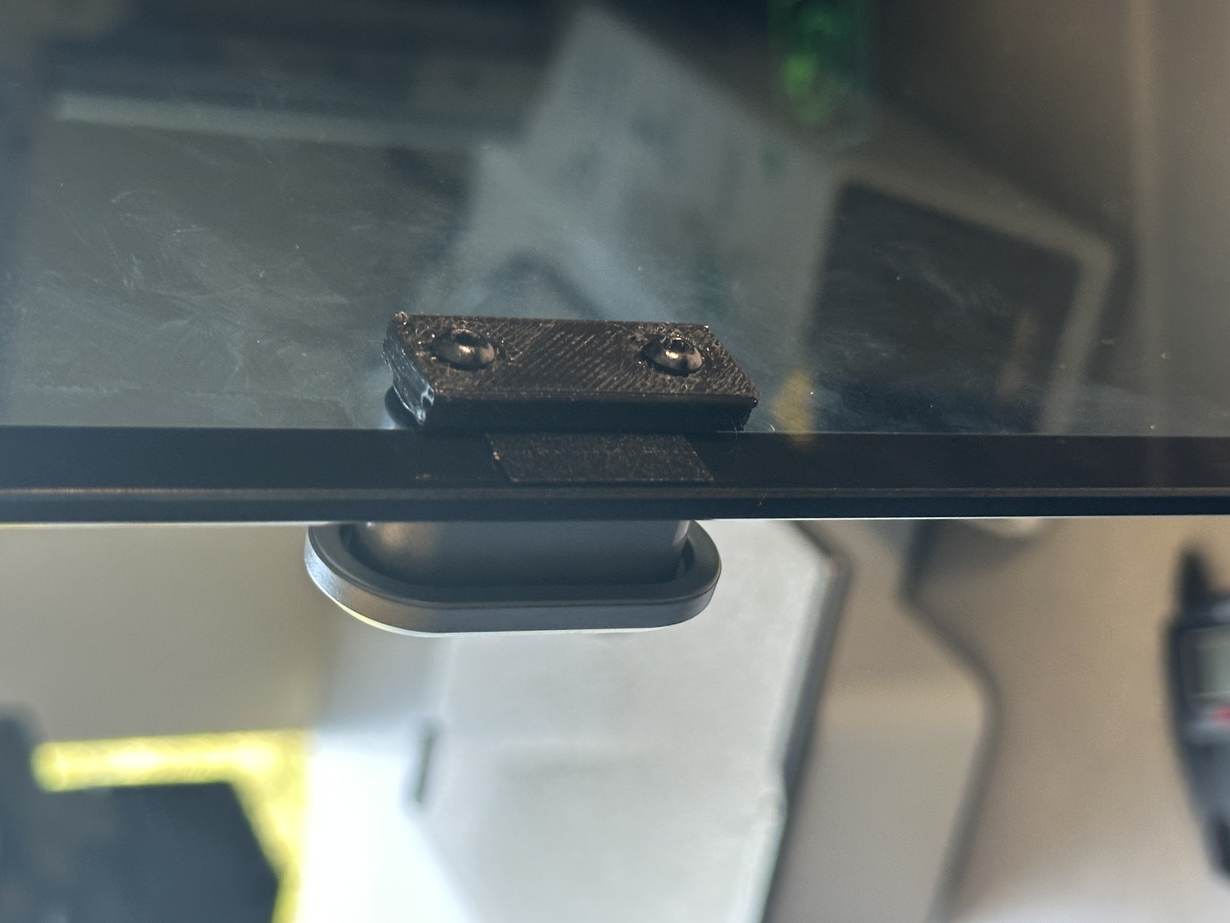 Creality K1/K1C/K1SE door wedge closer