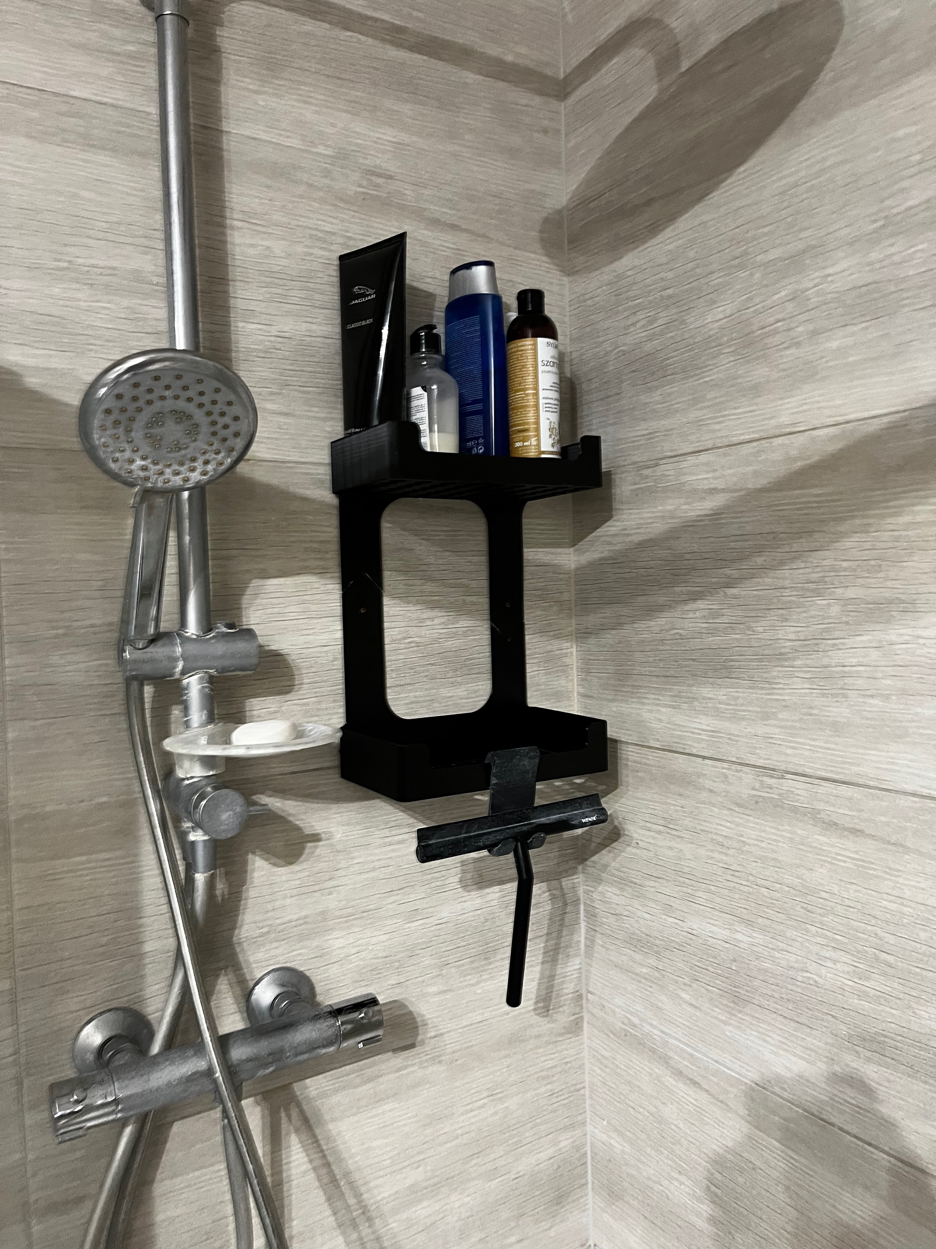 2-level showers shelf