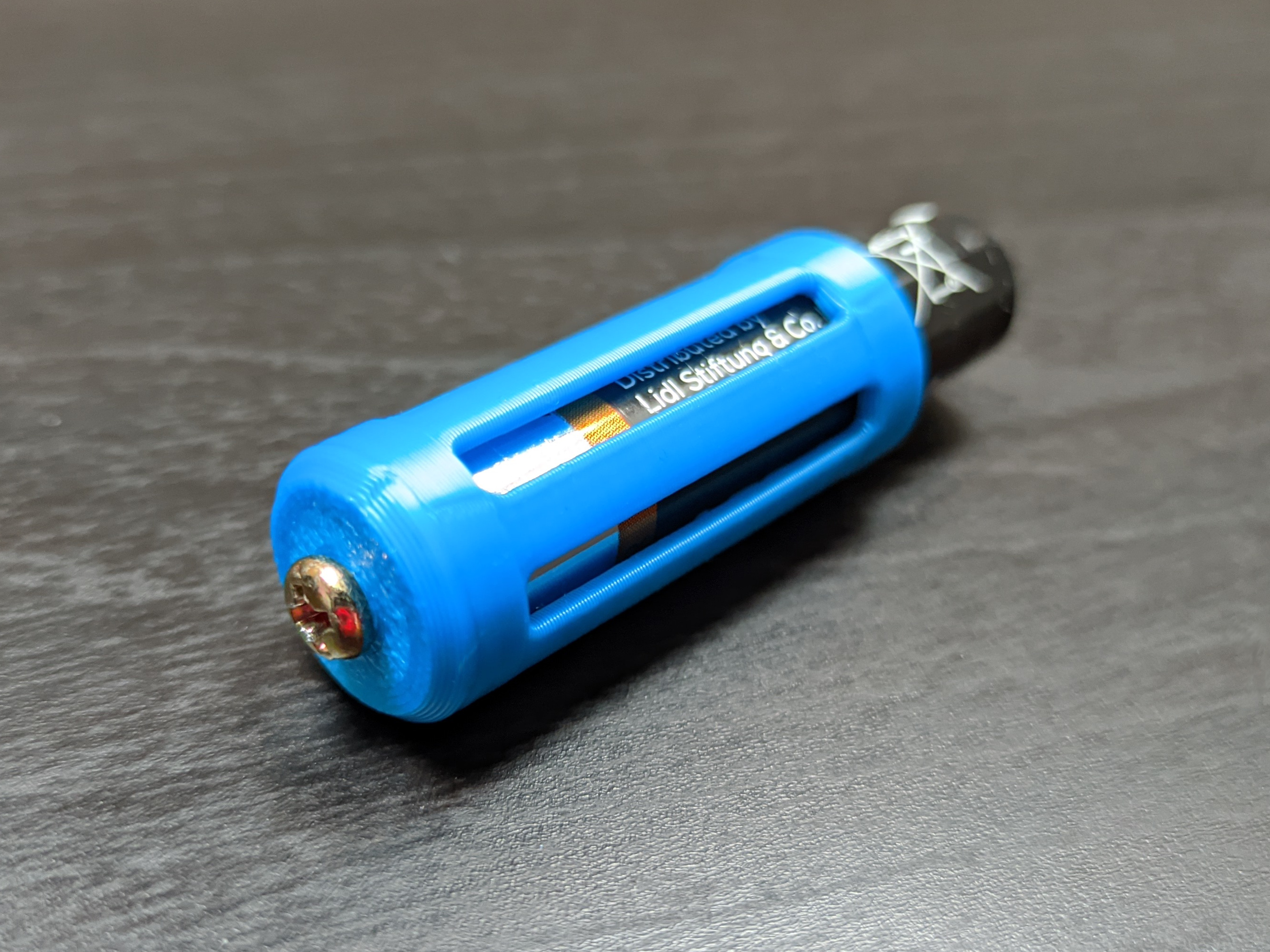AAA to AA Battery Adapter - photo 4