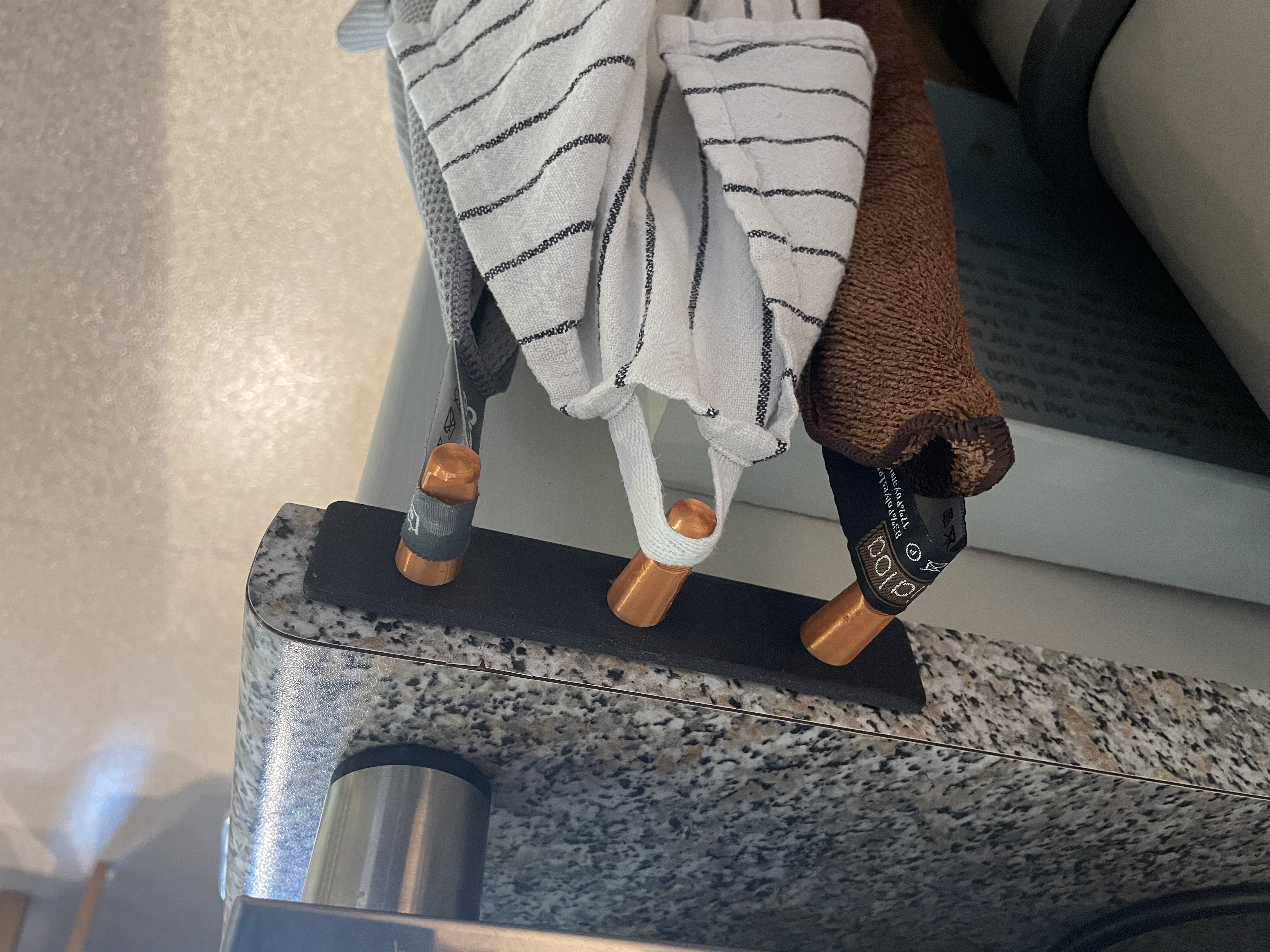 Hook board for kitchen towels