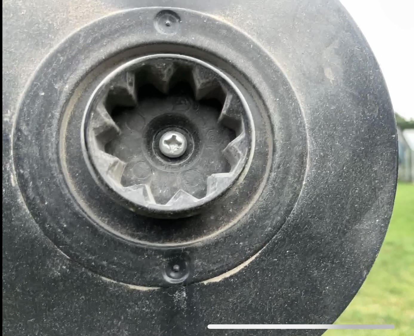 Bosch Relaxx'x ProSilence 66  Filter reinigen! Tool - photo 4