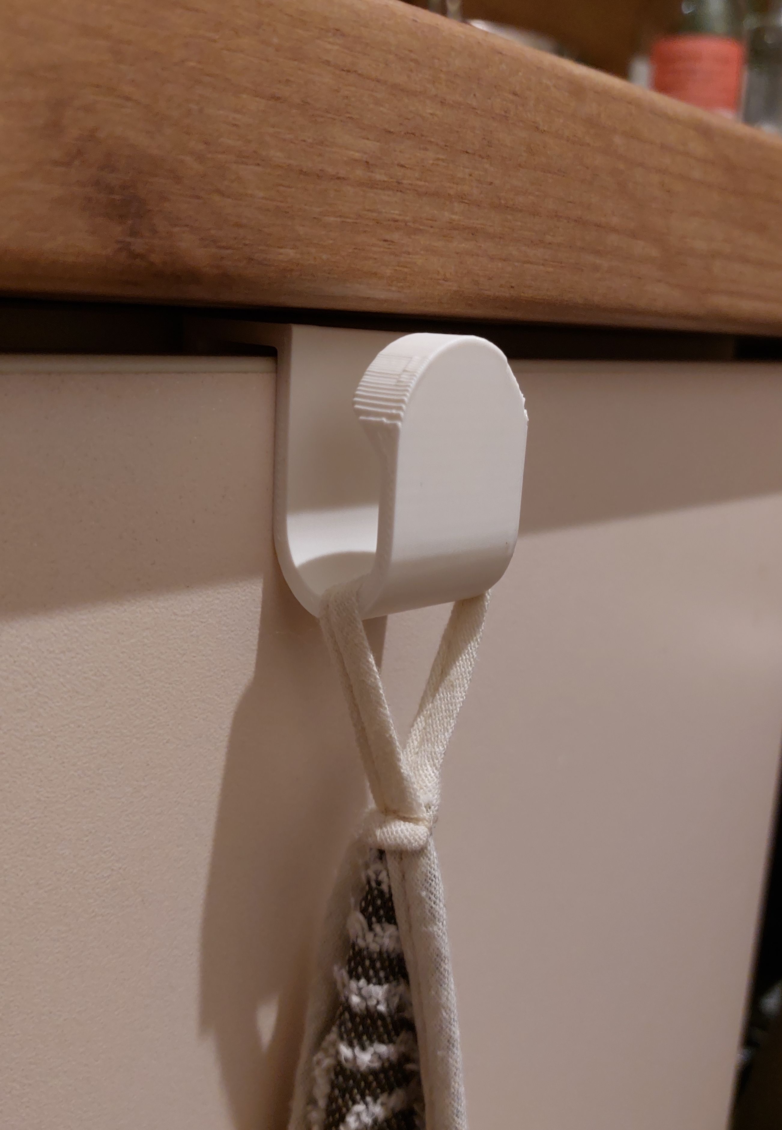 kitchen or bathroom hook cabinet hanger