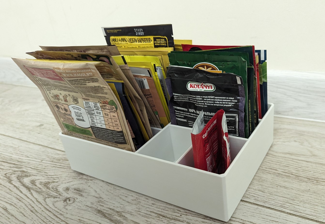 Kitchen packet and bottles large organizer