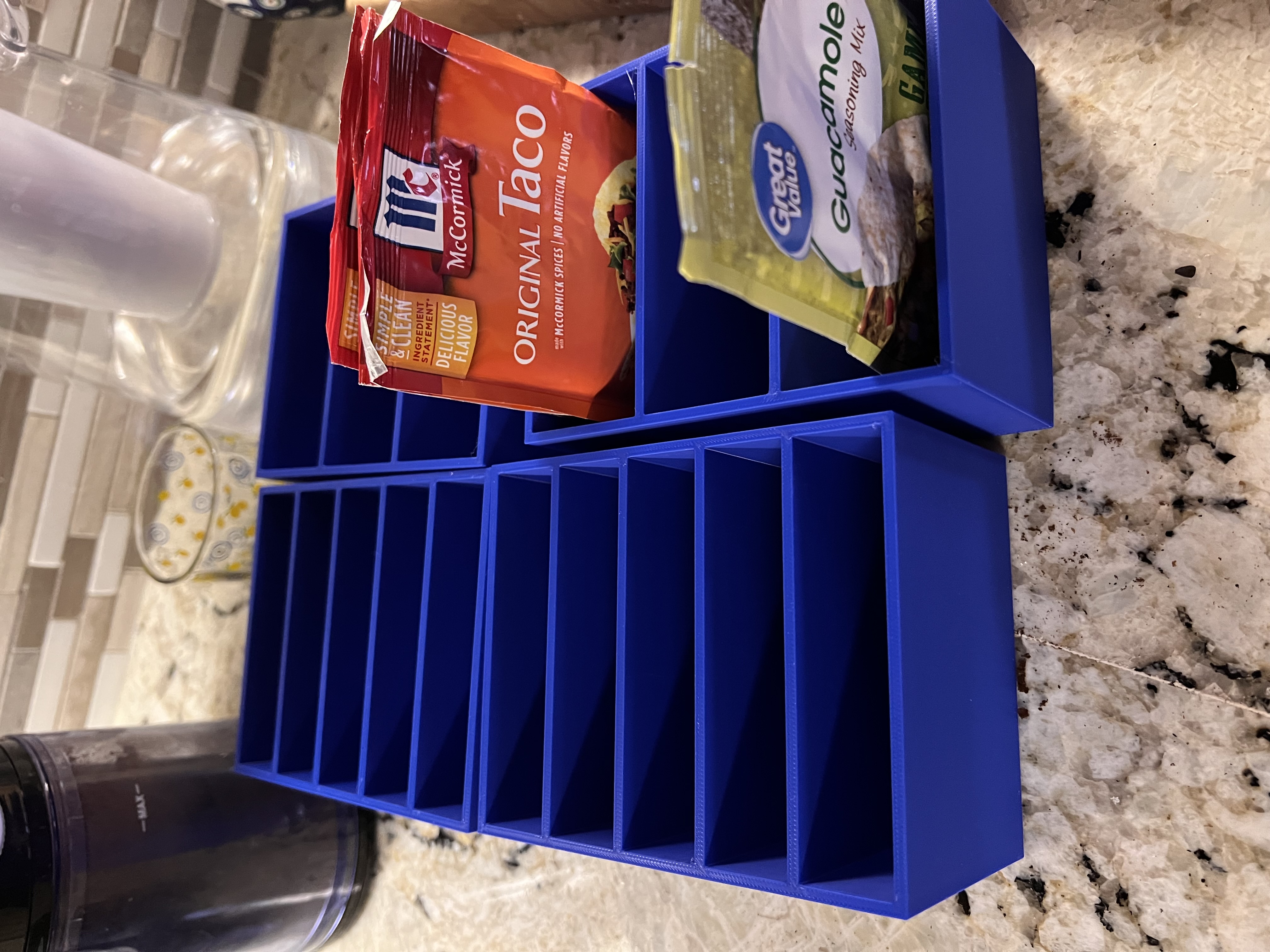 Kitchen packet organizer