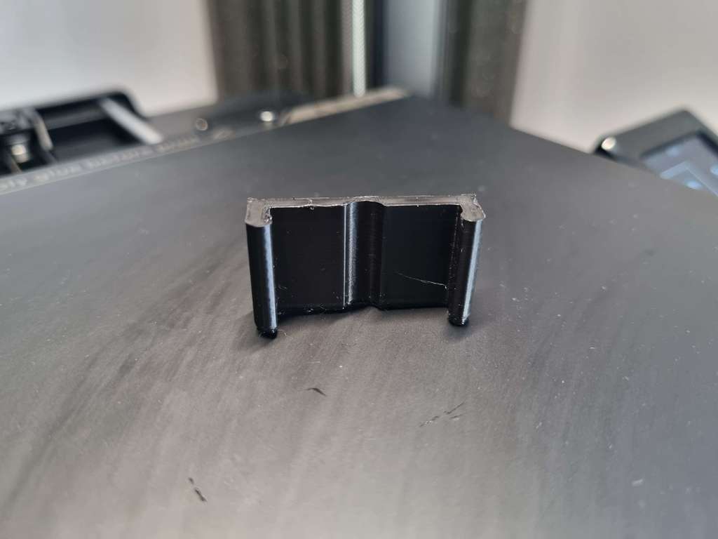 Ender V3 SE/KE cable clip - photo 3