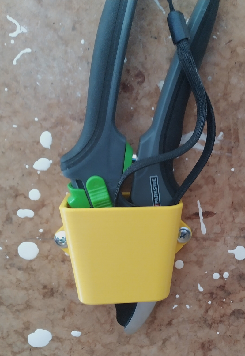 Garden secateur wall hanger