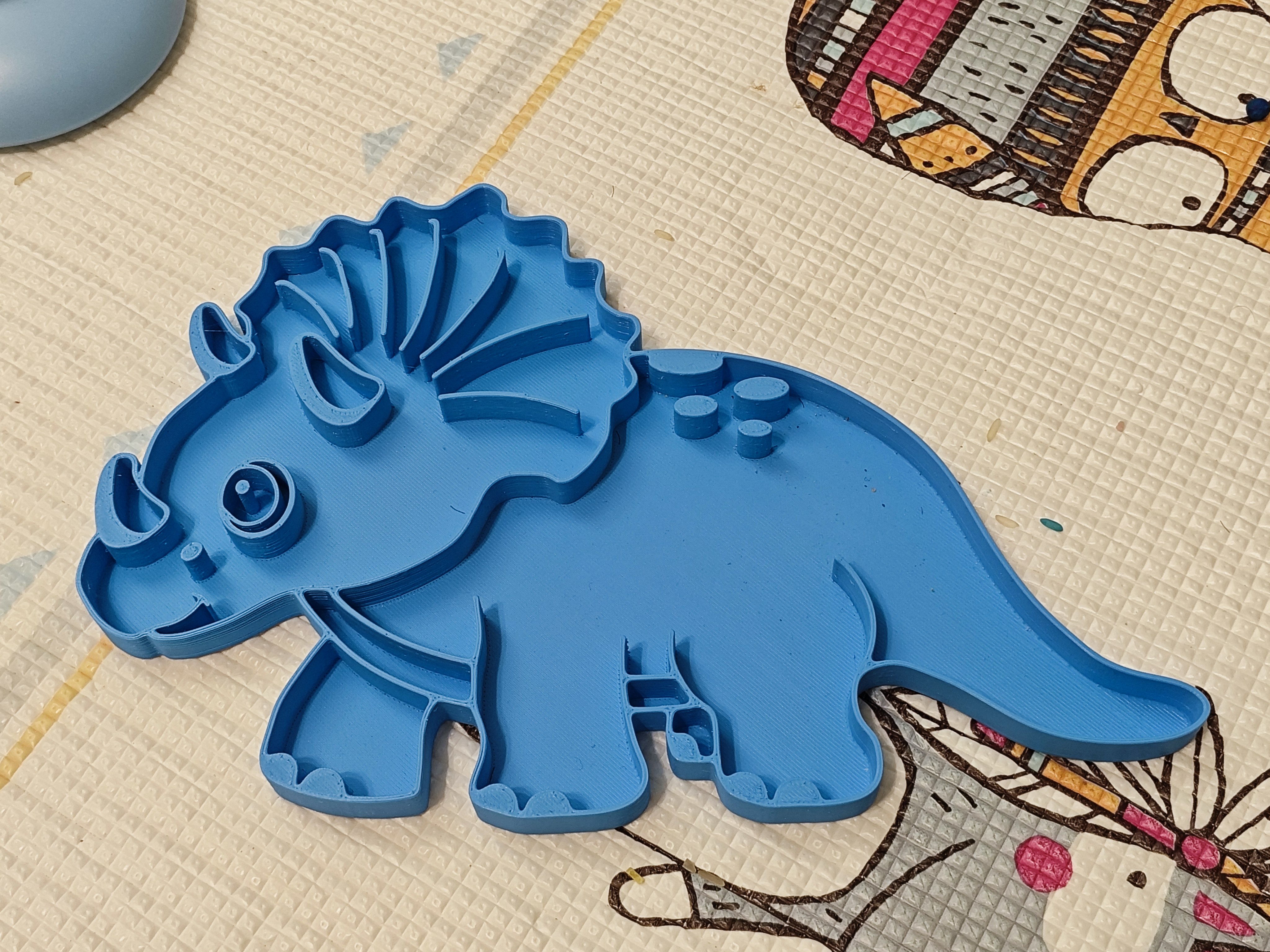 Triceratops - sense play tray - photo 2