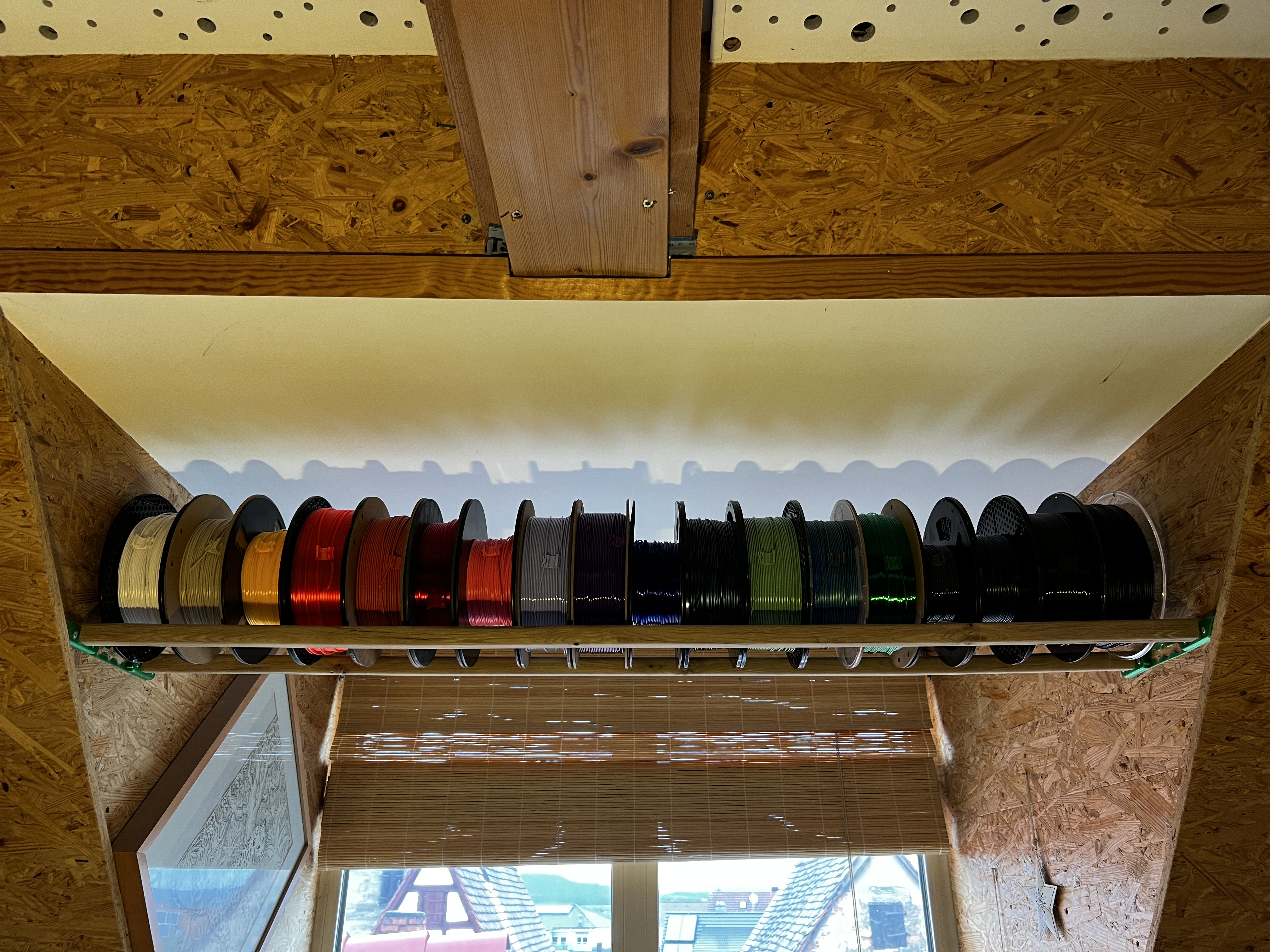 Filament wall storage shelf holder (for 25mm support timbers) / .f3d file included