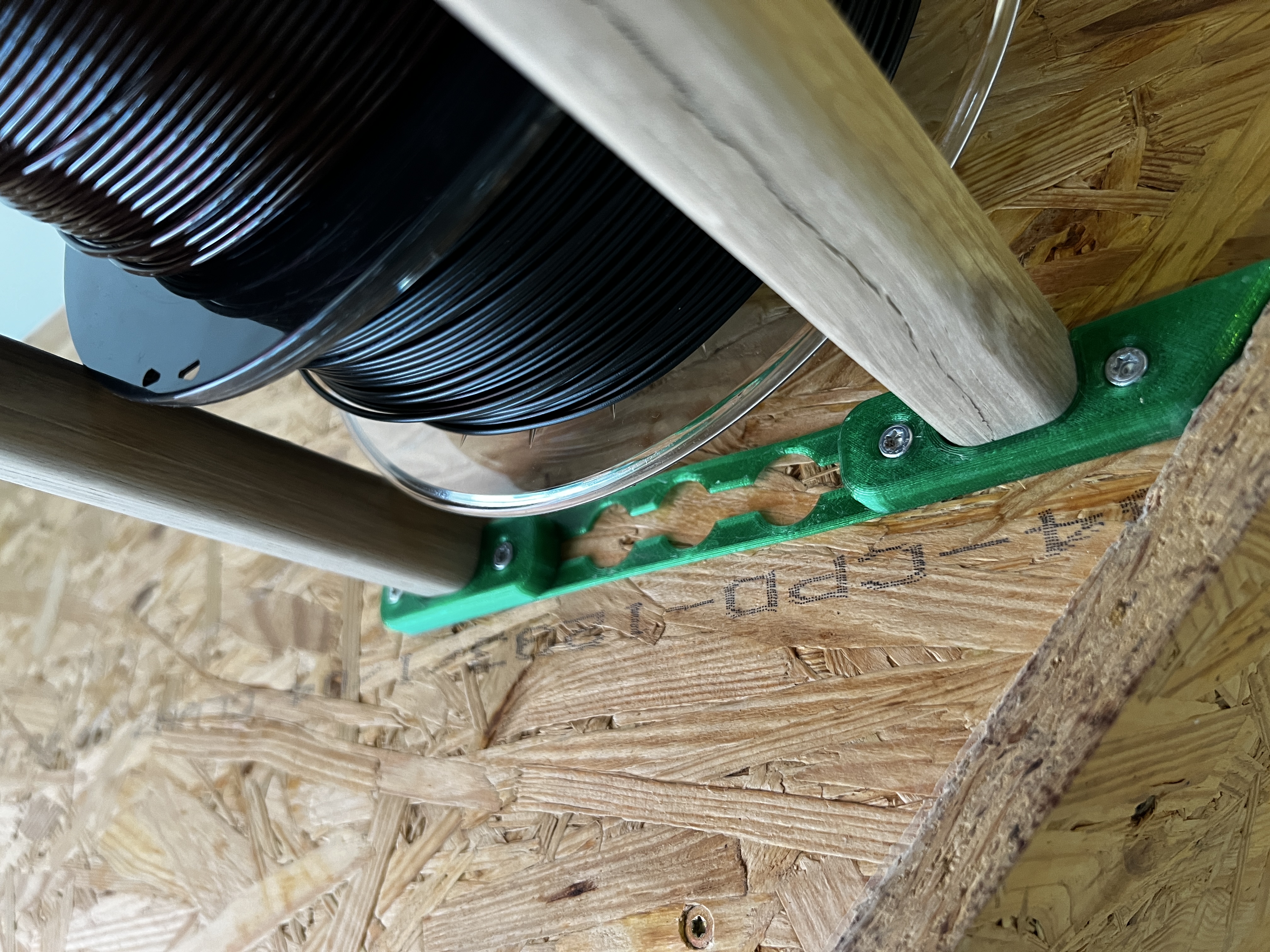 Filament wall storage shelf holder (for 25mm support timbers) / .f3d file included - photo 3