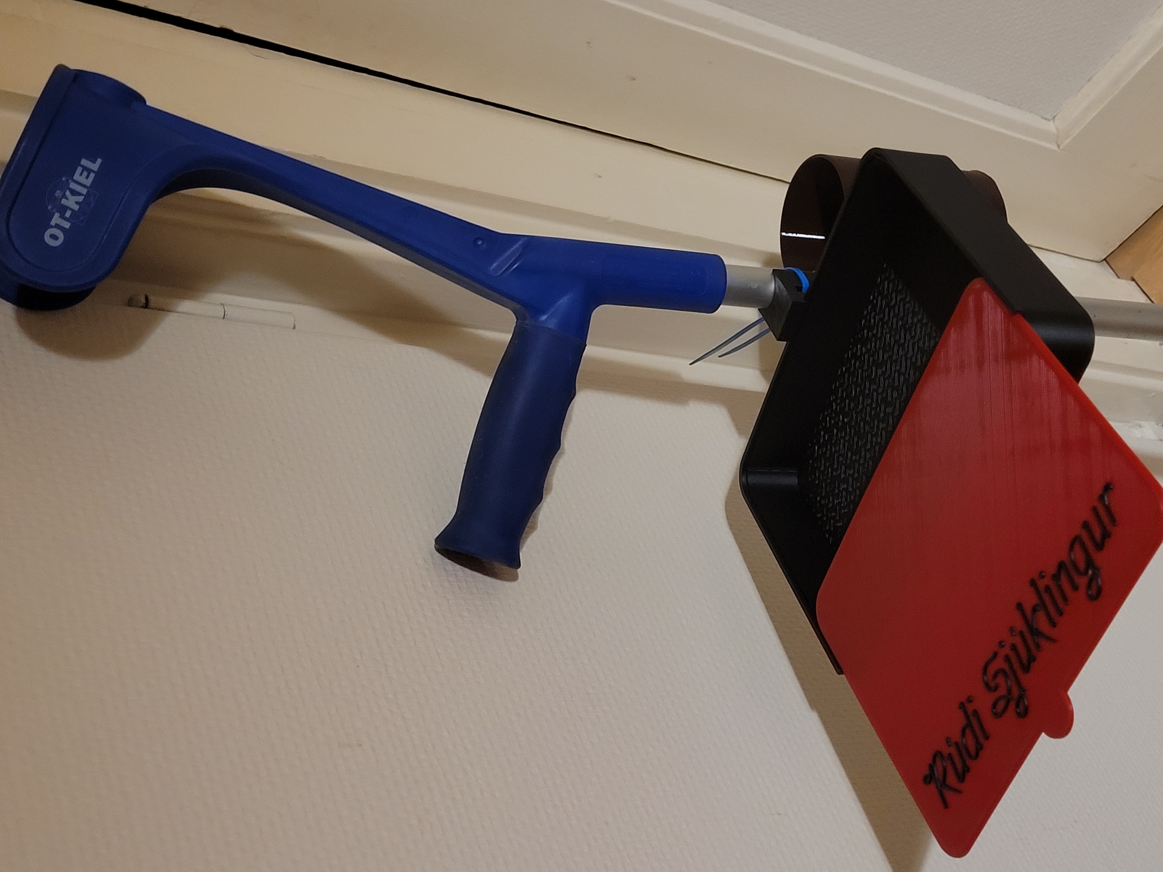 Tray with cover for mounting on crutch