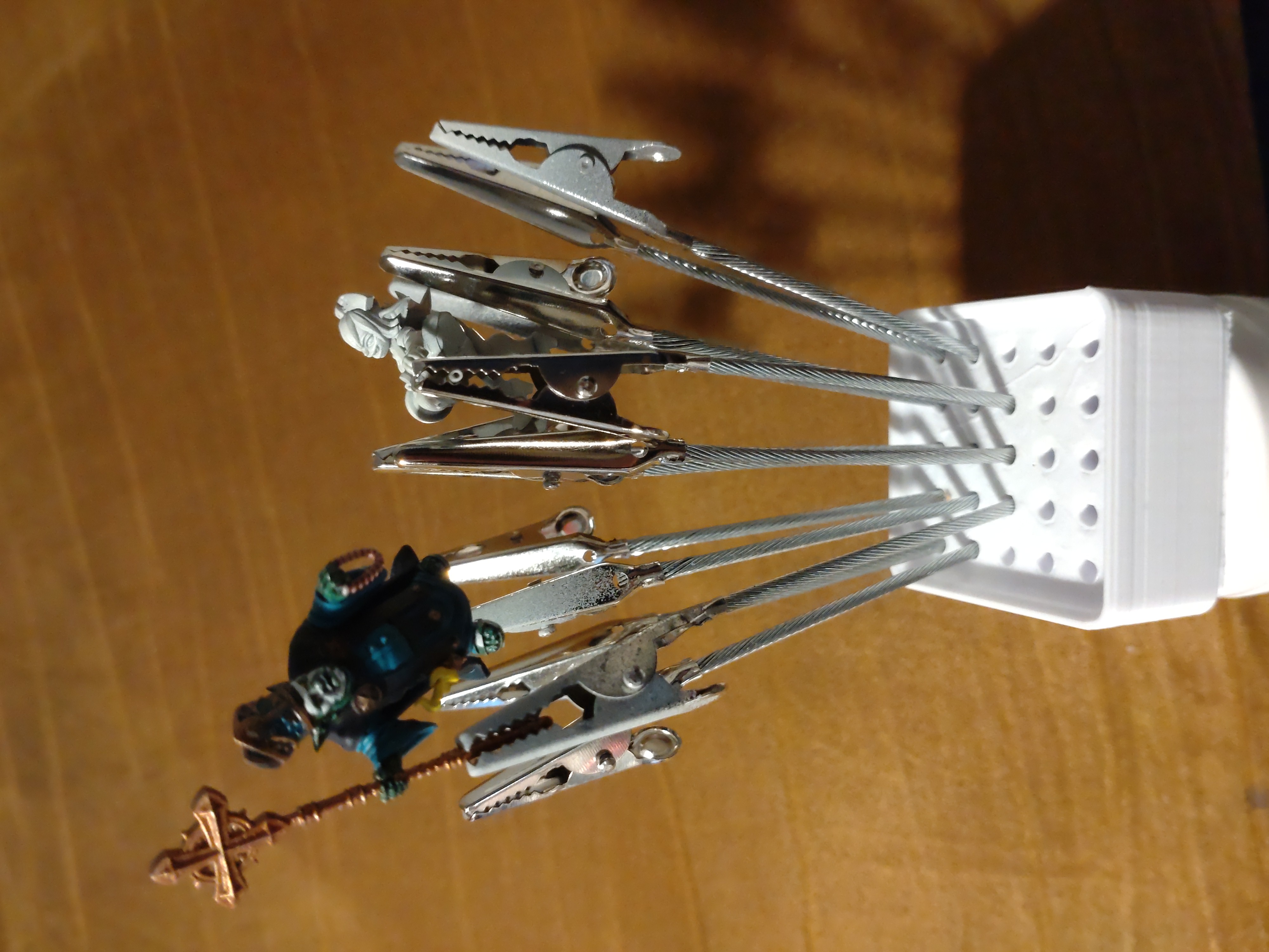 Spray paint clamp storage for Gridfinity