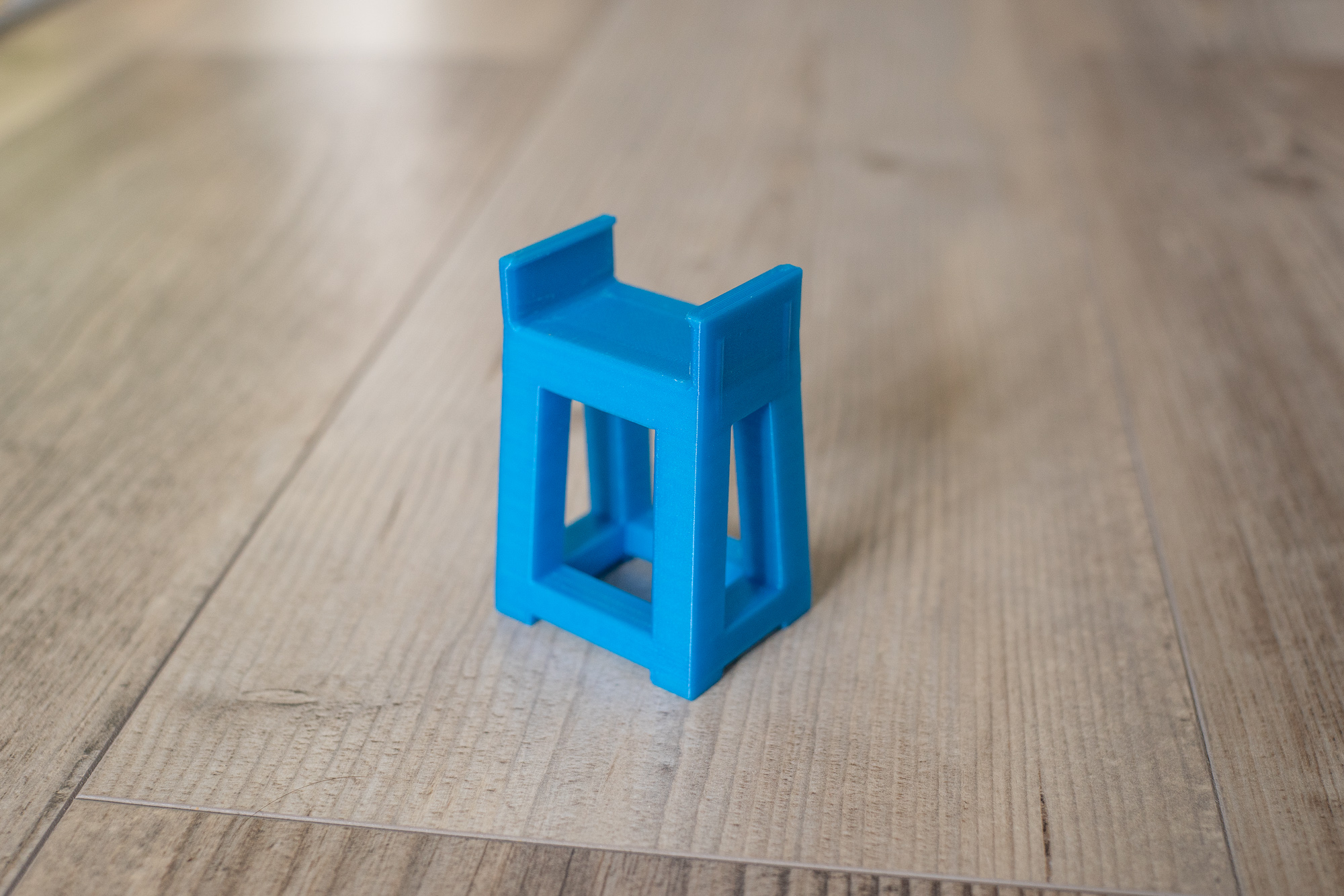 Toy Train Pylon (Brio & IKEA compatible) - photo 2