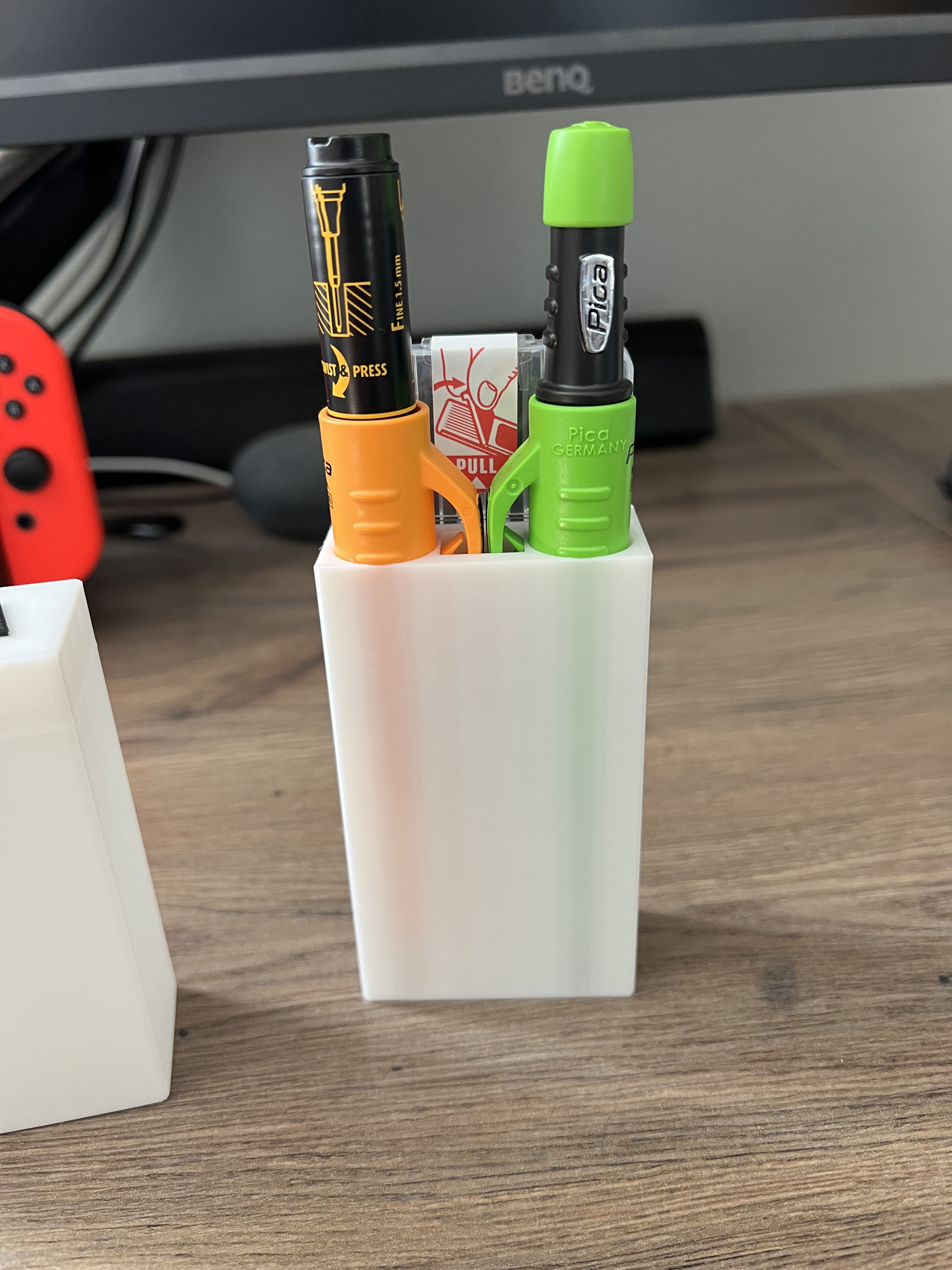 Pica Pen Storage box
