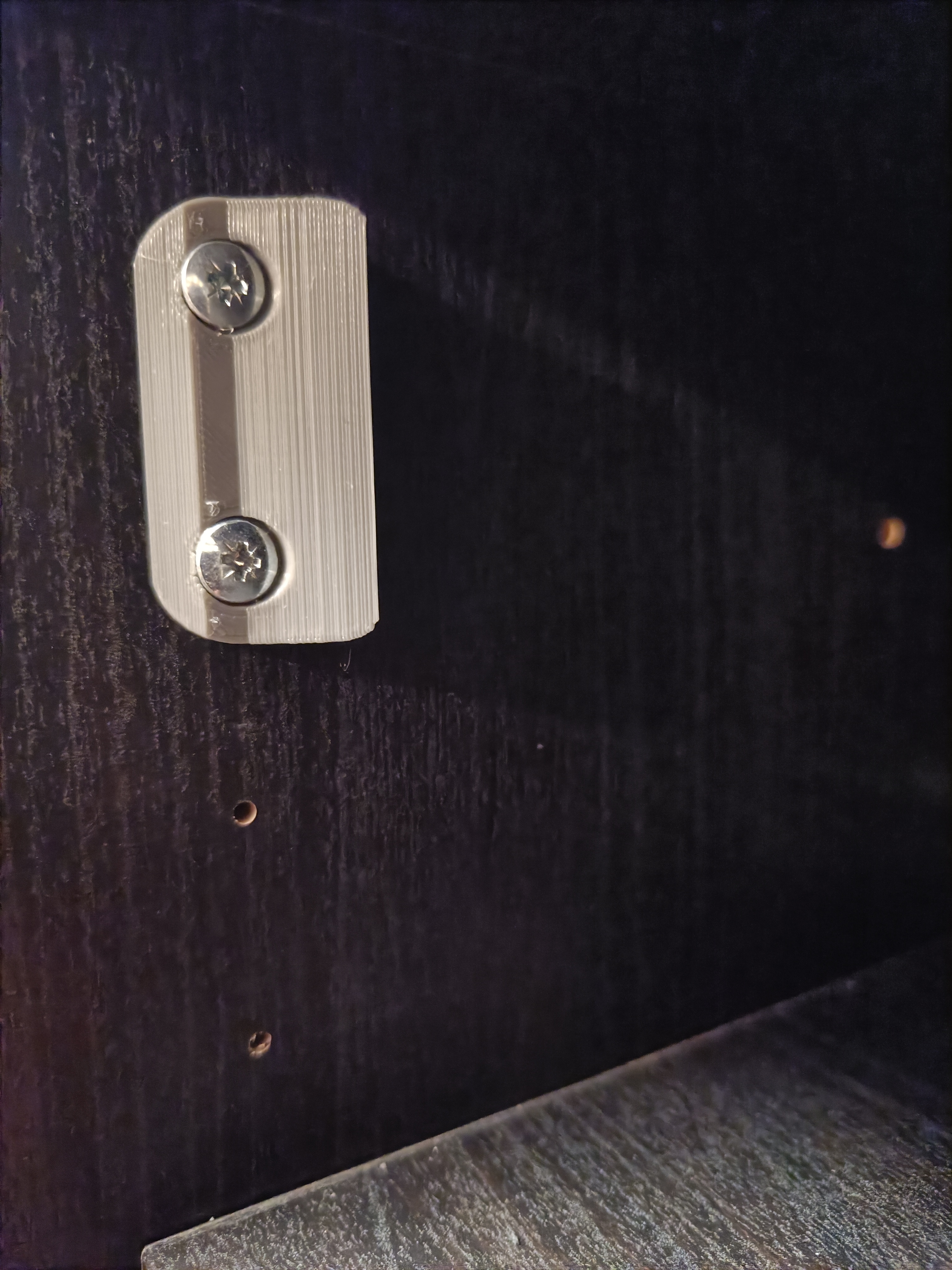 IKEA Besta Hanviken door child lock - photo 3