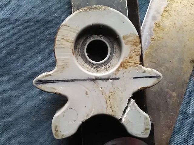 Fiskars HS72 central gear replacement part
