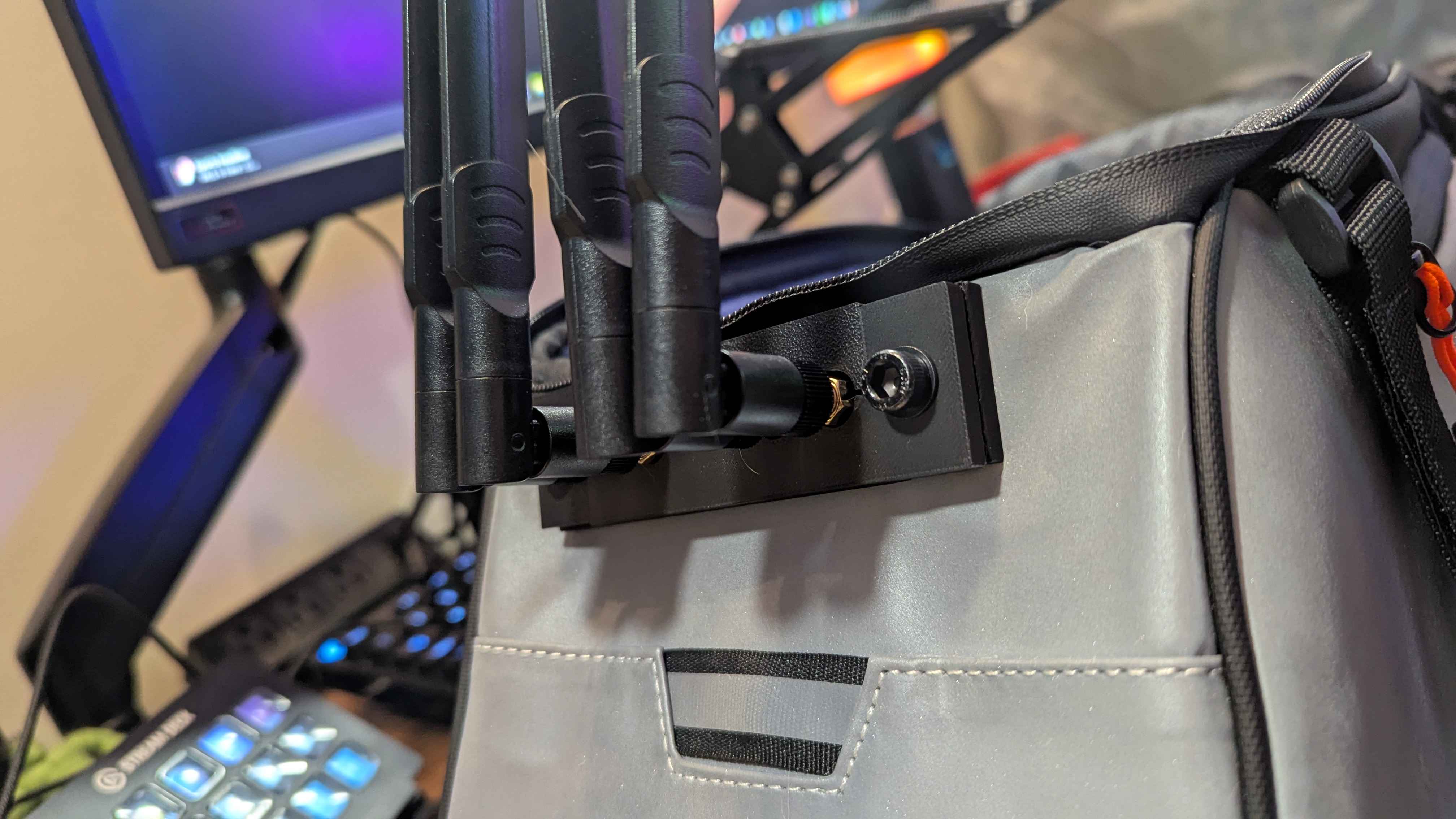 IRL Backpack Antenna Clamp - photo 2