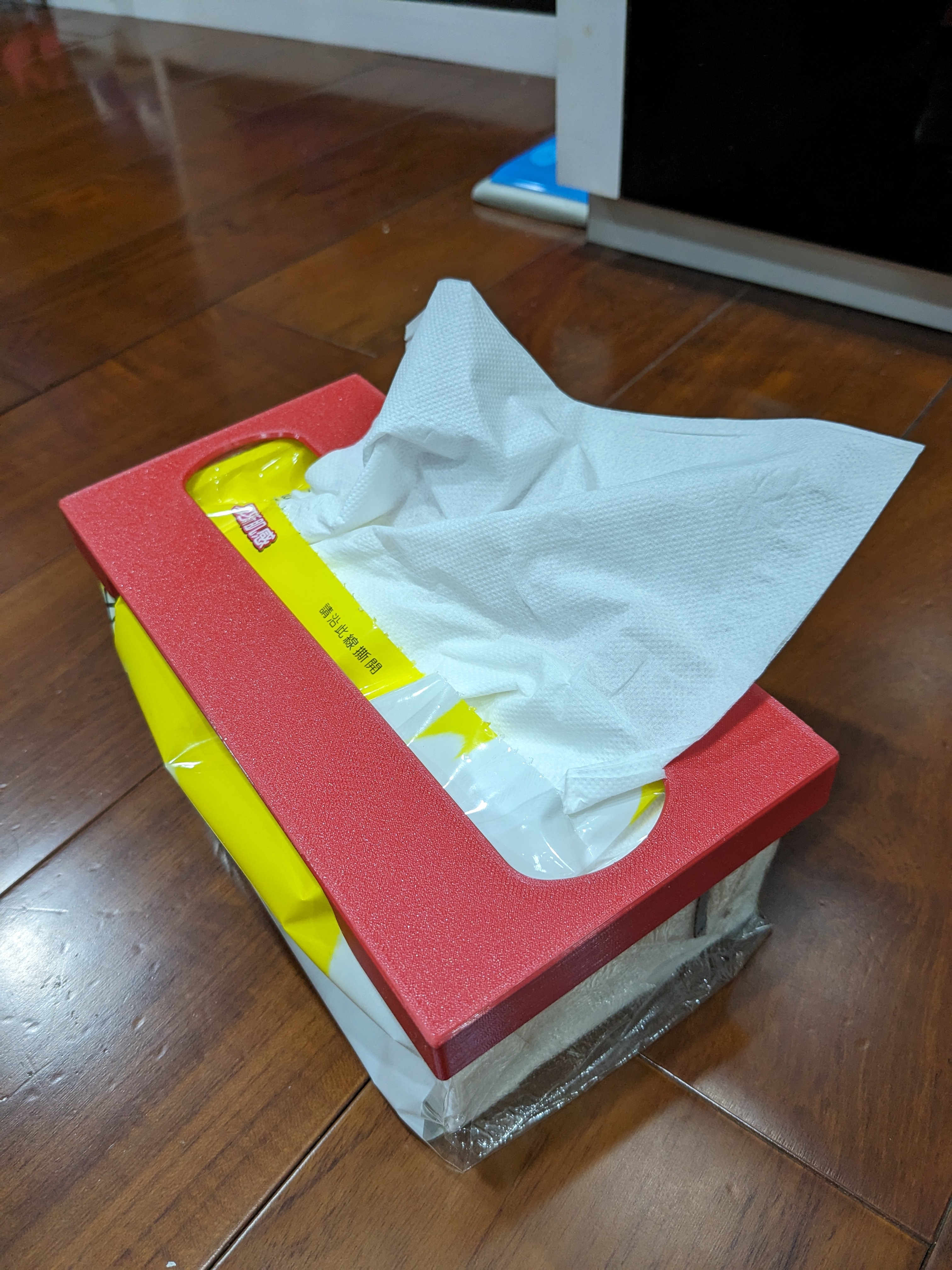 Tissue paper always on top cover (regular and kitchen size)