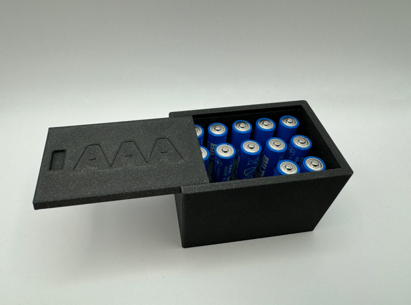 Sliding lid battery storage boxes - photo 4