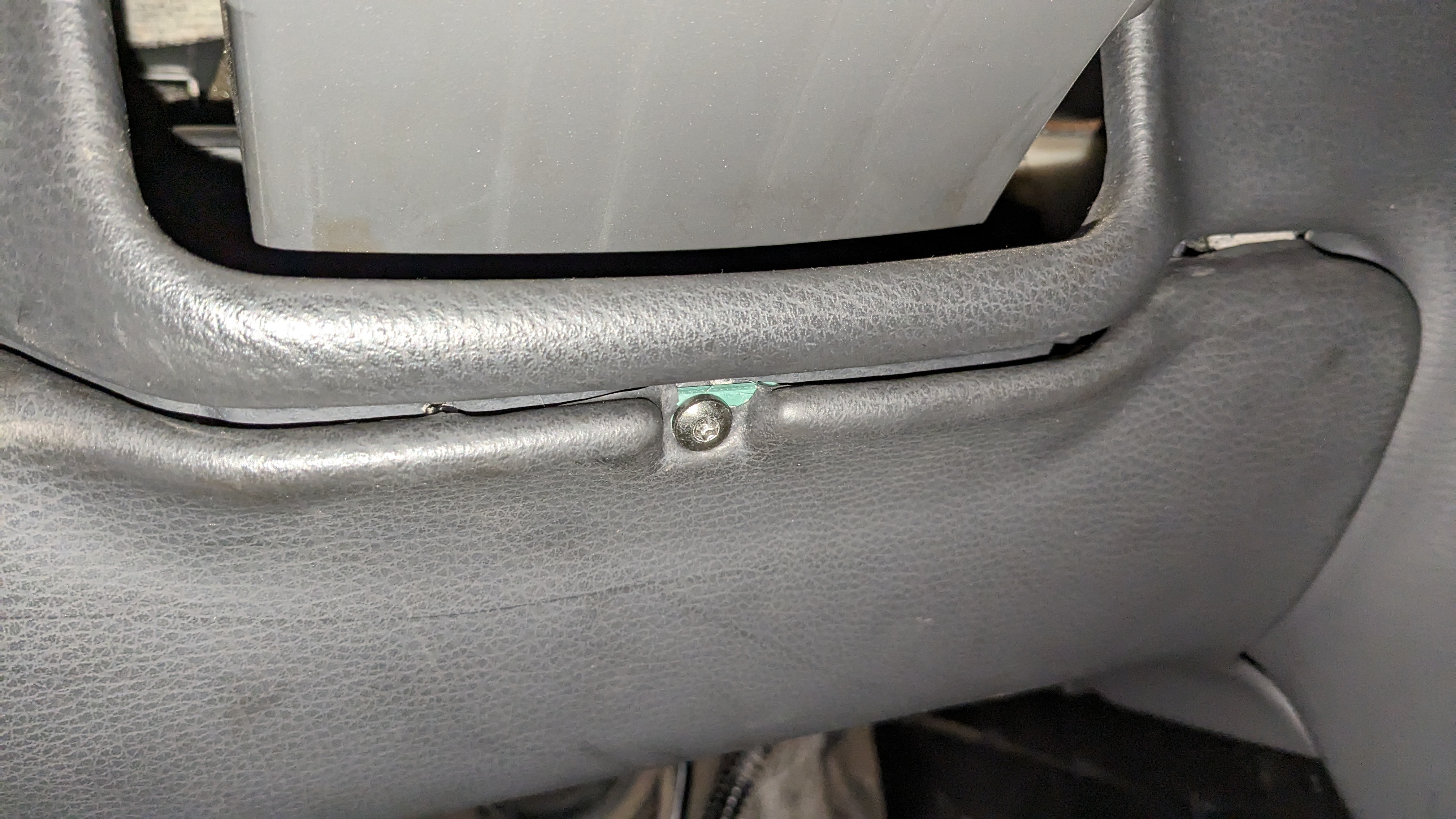 Volvo P80 Kickpanel Repair Patch - photo 2