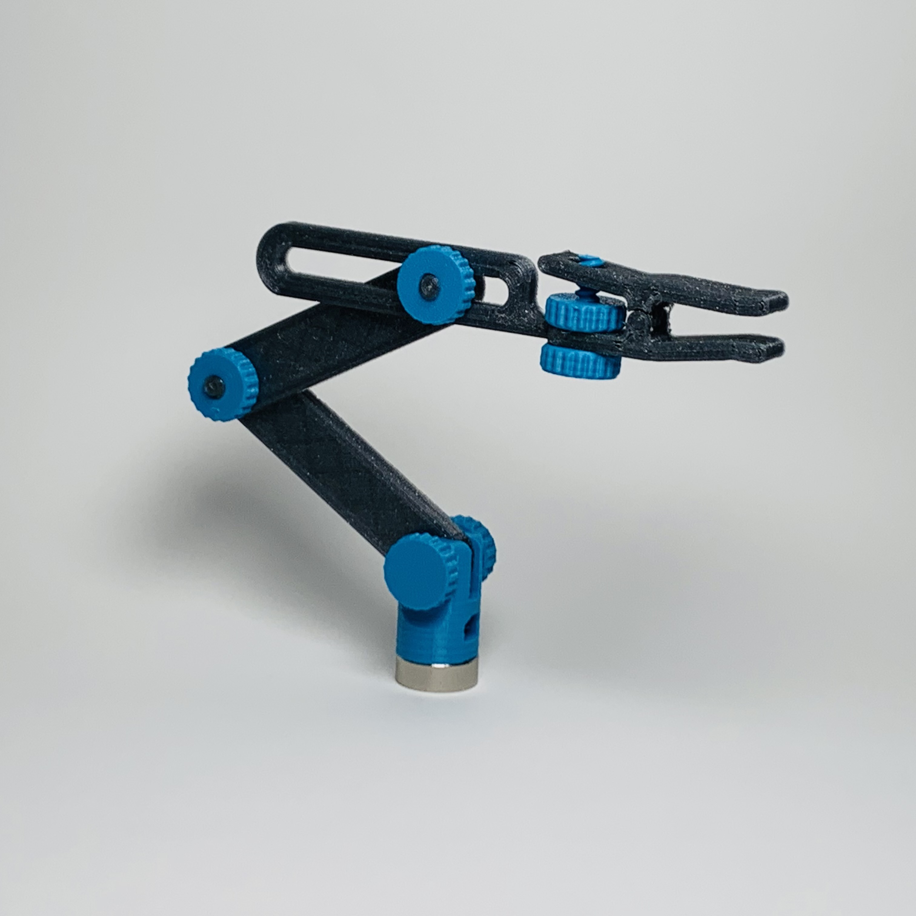 Magnetic clamp arm - photo 3