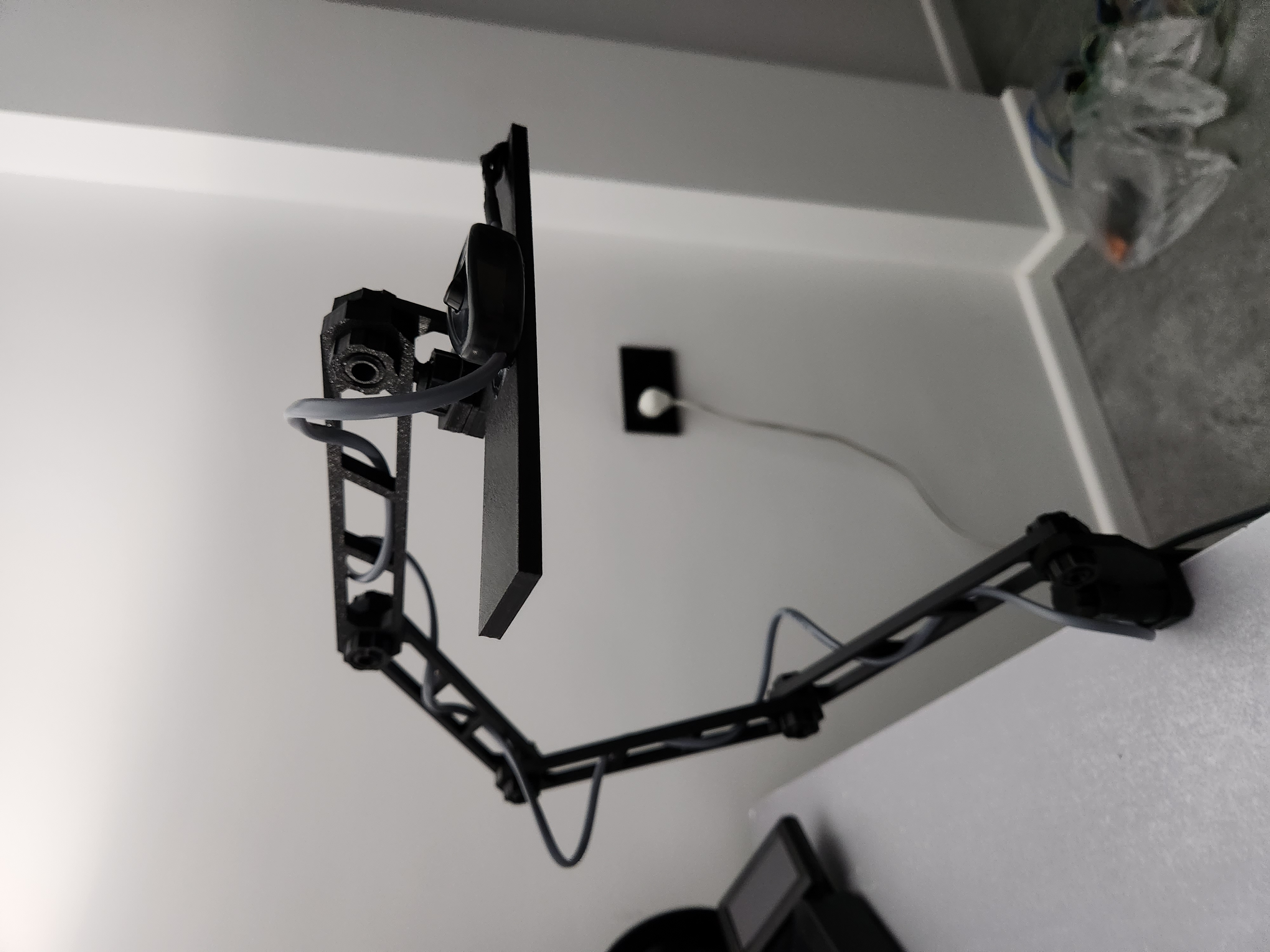 Articulating Desk Lamp