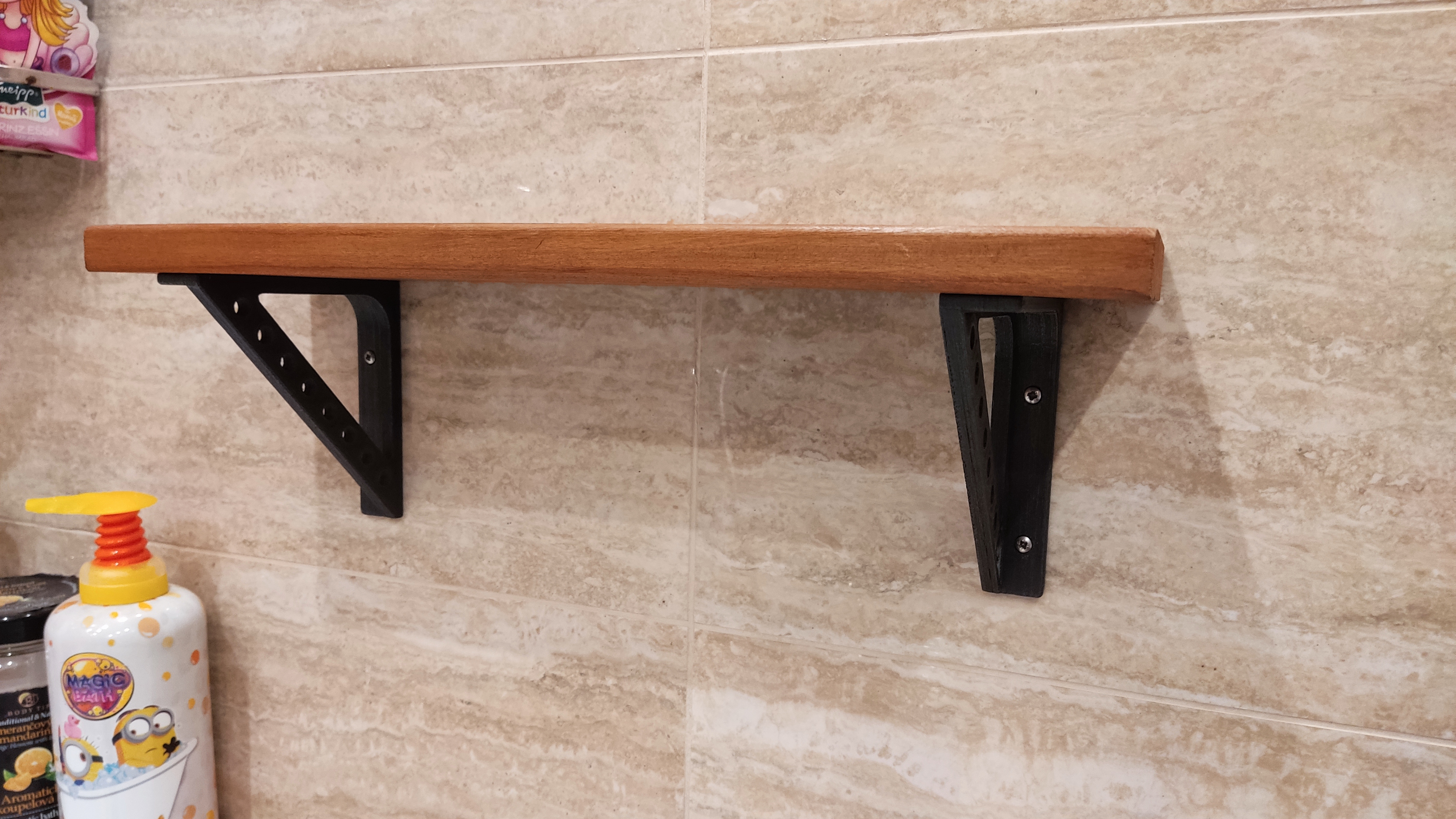 Strong console for rack or shelf / pevná konzola pro polici