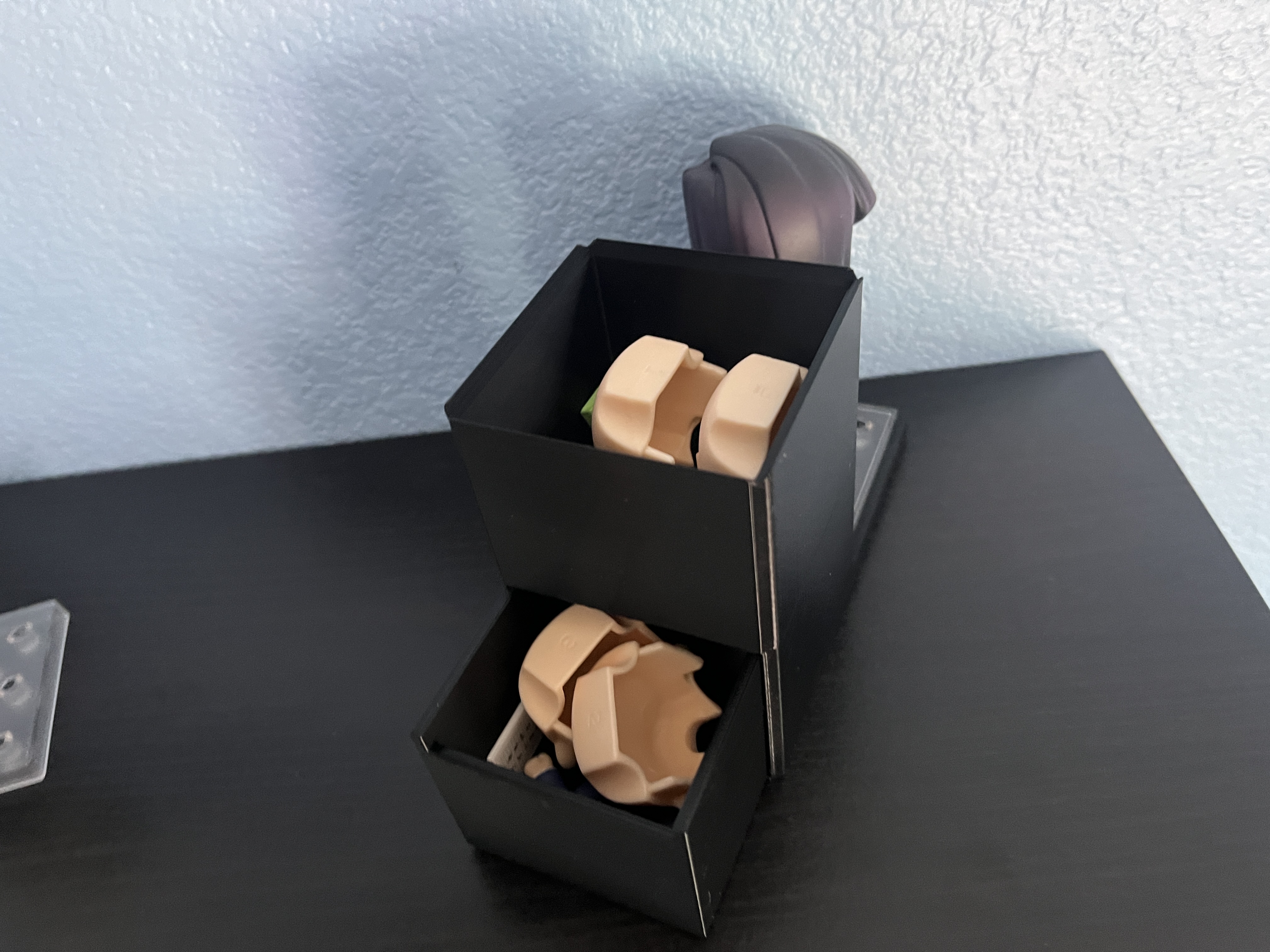 Nendoroid Display Stand with Storage - photo 4