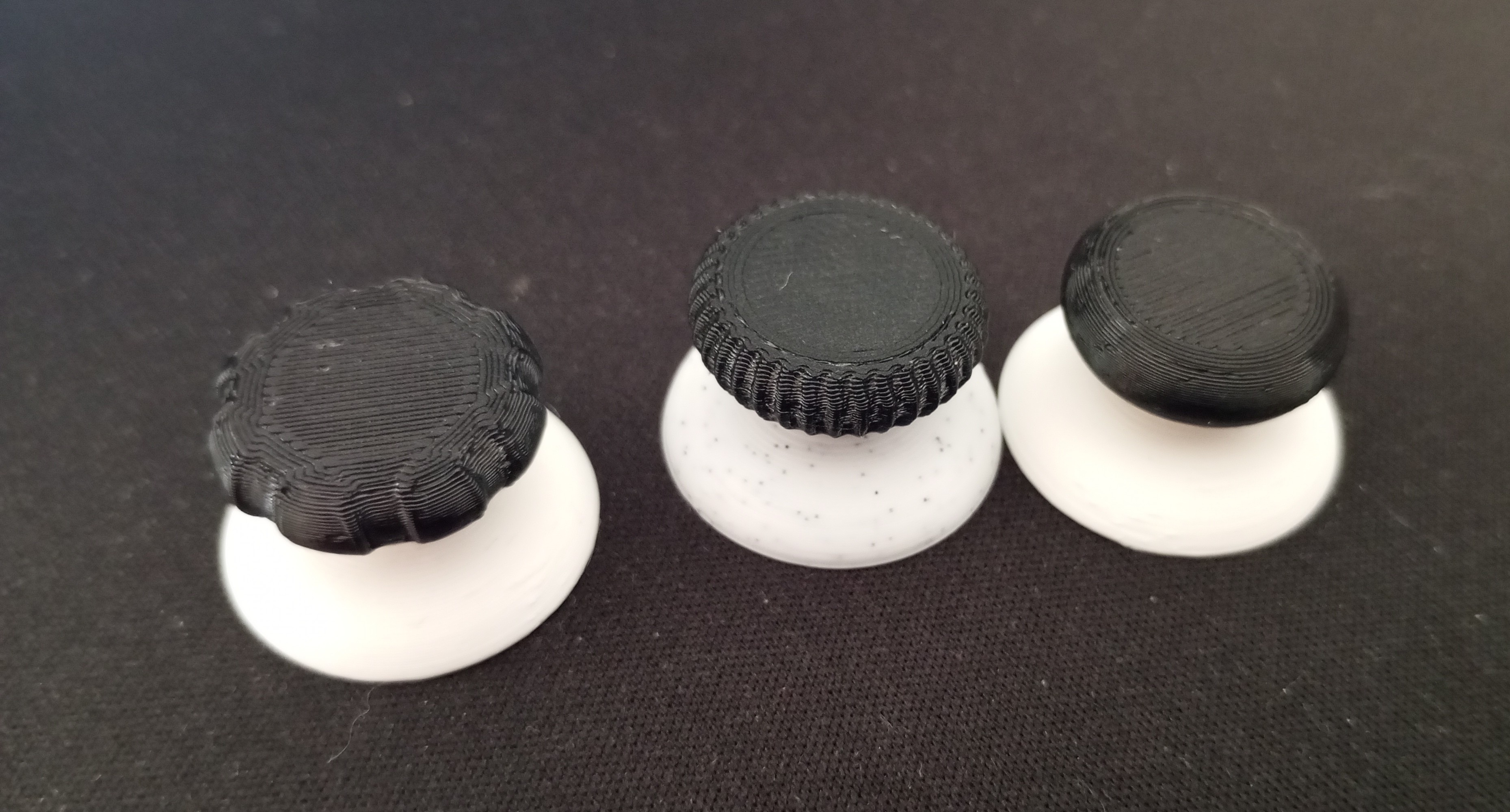PS4 Controller Thumbstick replacement with flex cap - photo 2