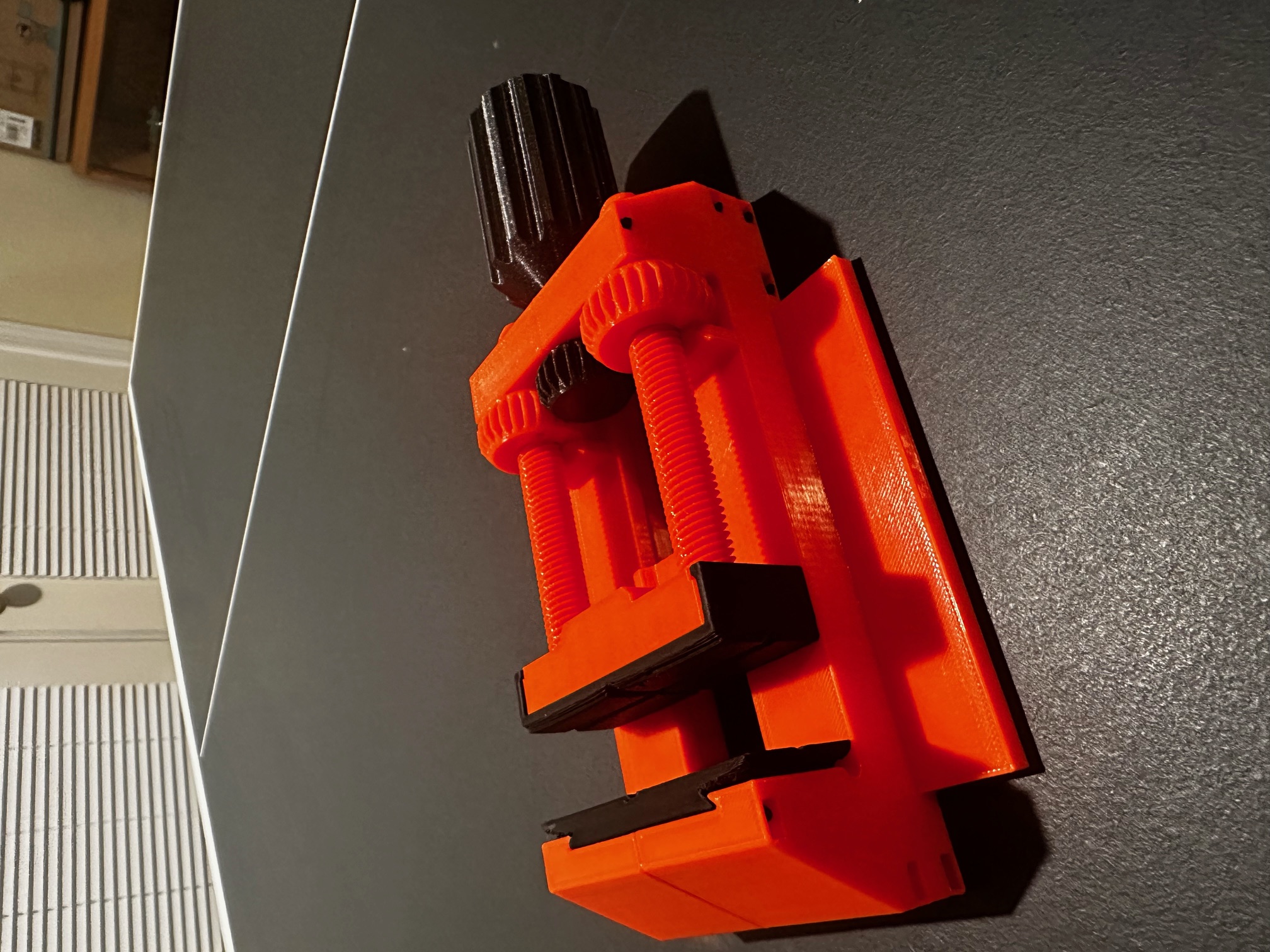 Fast-Operation Vise with clamp points