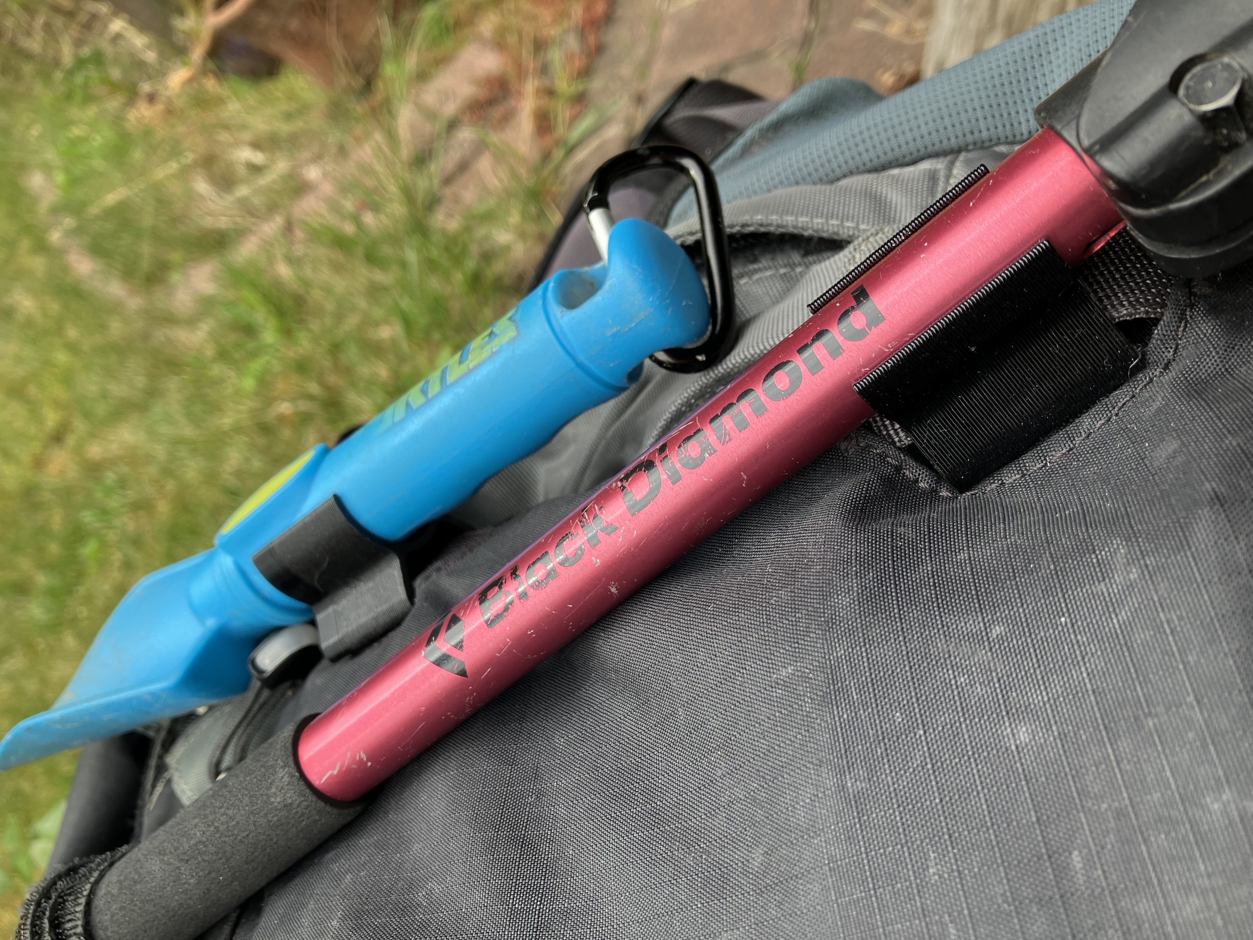 Customizable Backpack Strap Cylinder Clip - photo 4