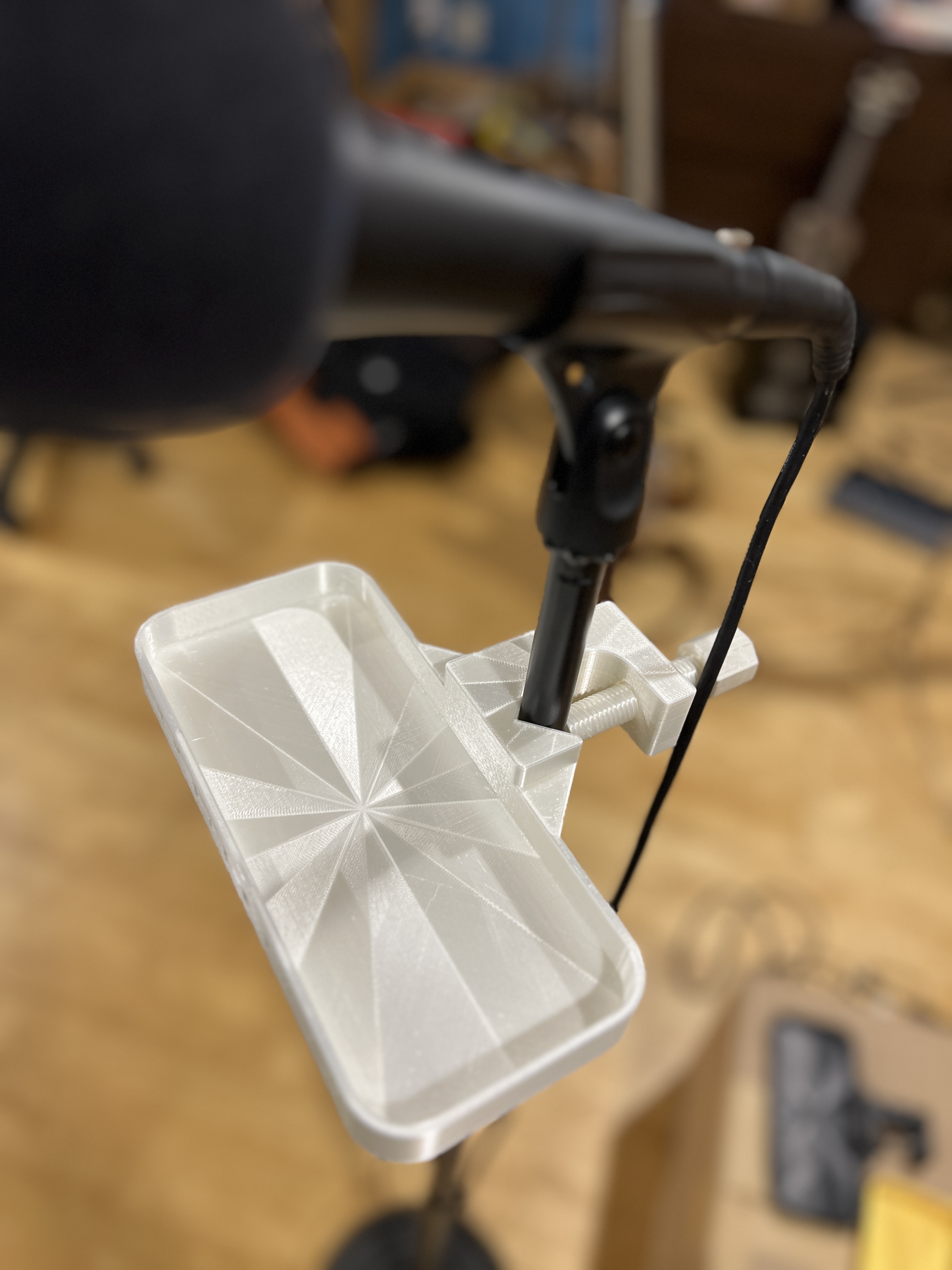 Stand Tray with printable Bolt - photo 3