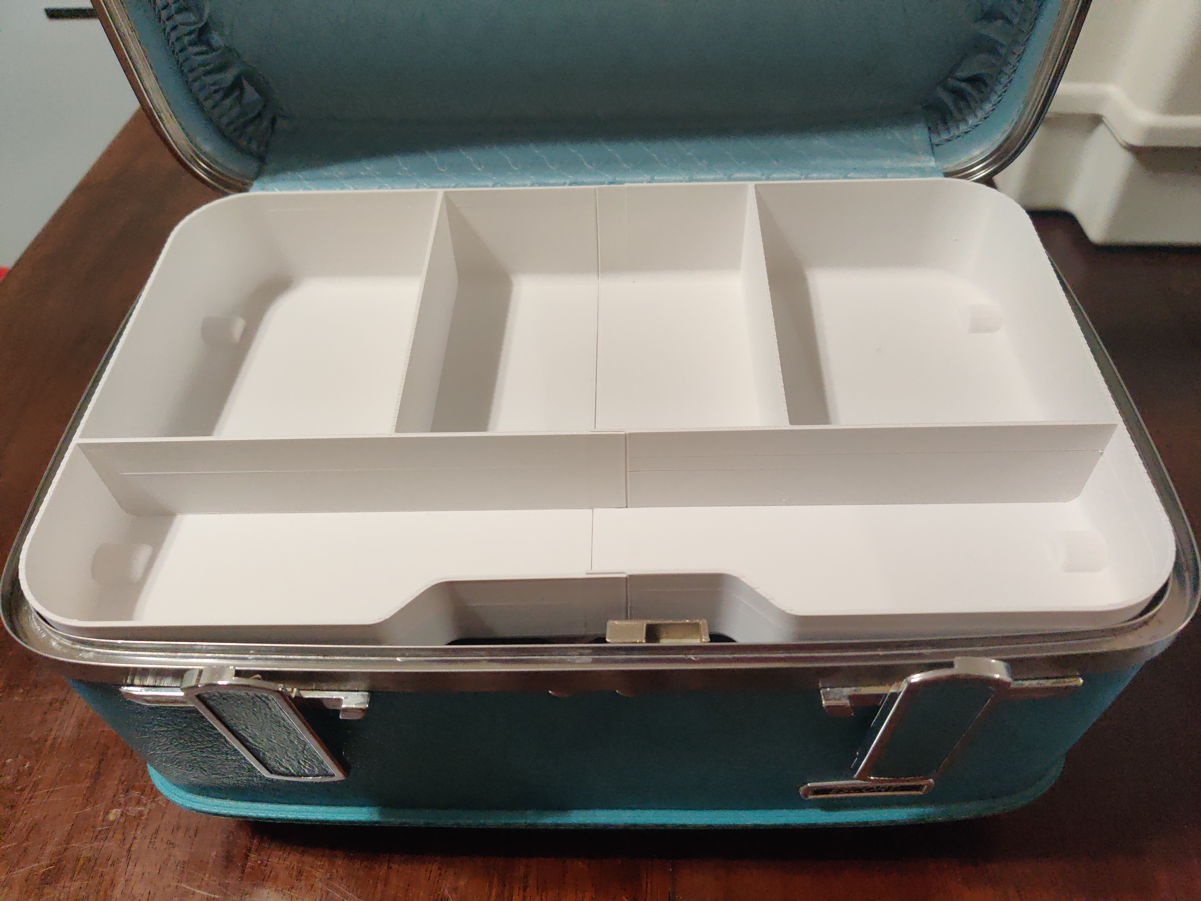 Tray for American Tourister train case - Escort model