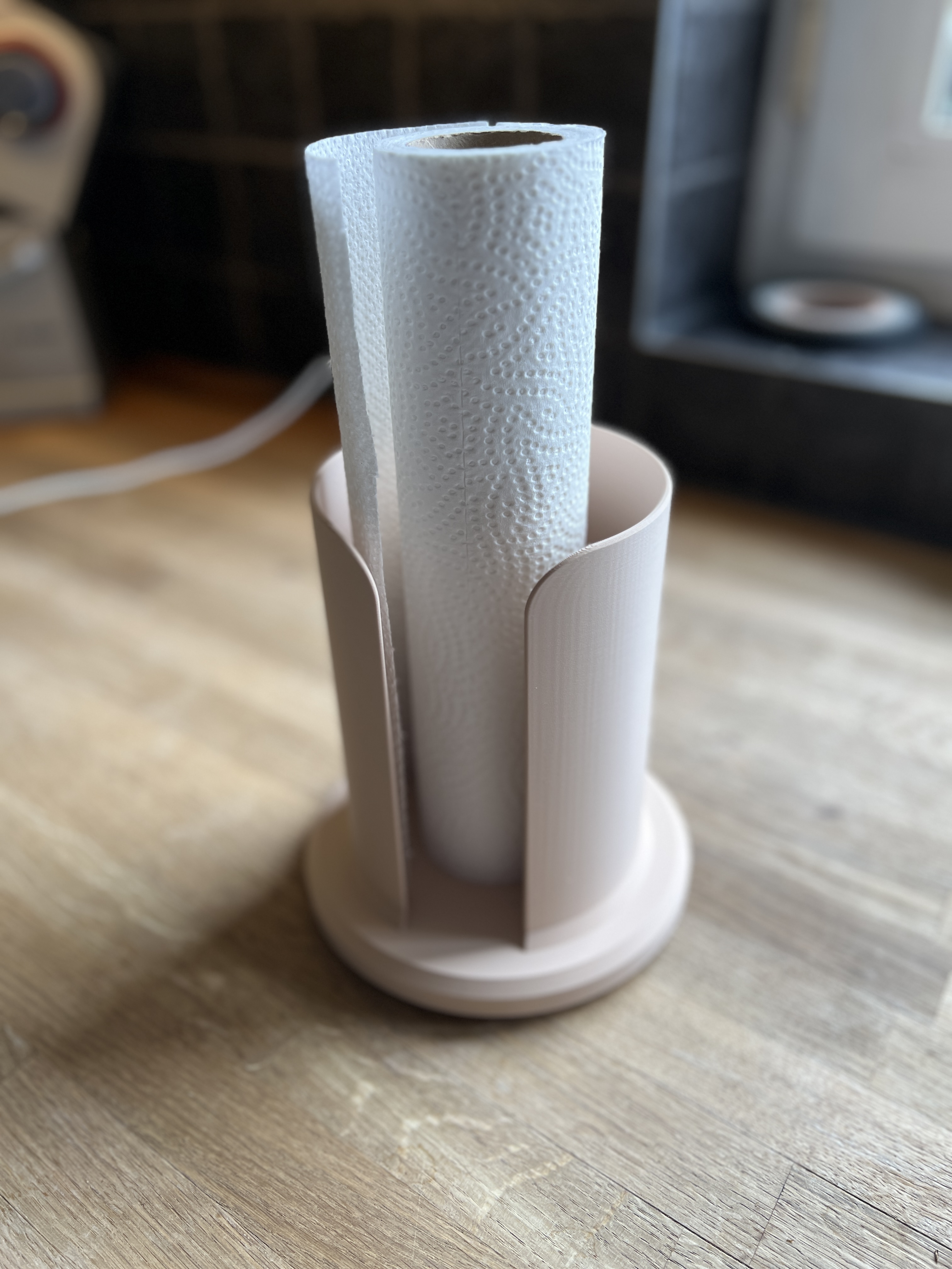 Kitchen roll holder