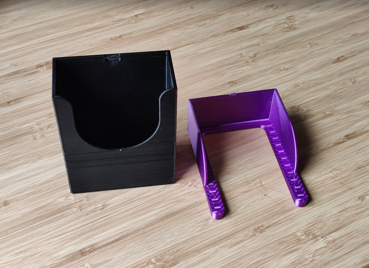 deck box with discard tray - photo 2