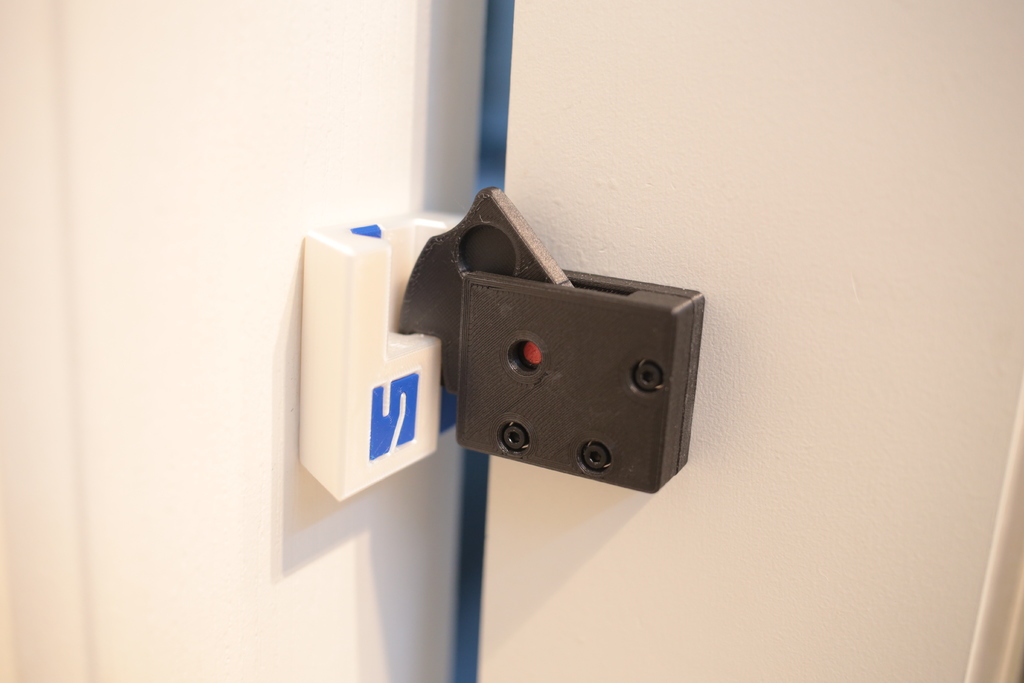 Slide Door Handle and Lock - photo 3