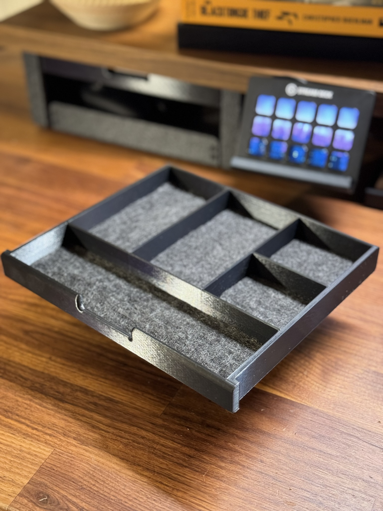 Raz's Desk Organizer - photo 4