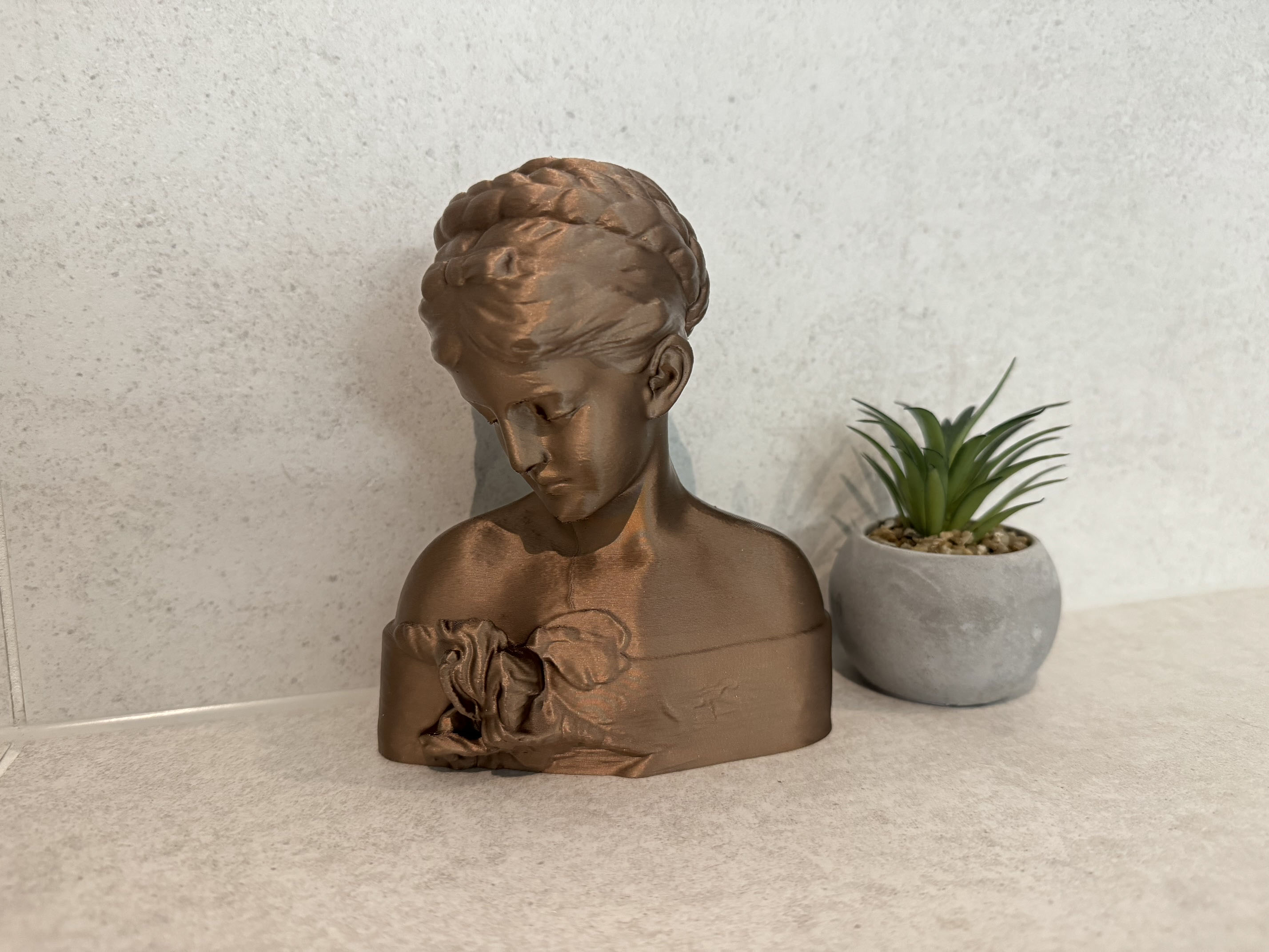 Female Bust Sculpture/Figurine