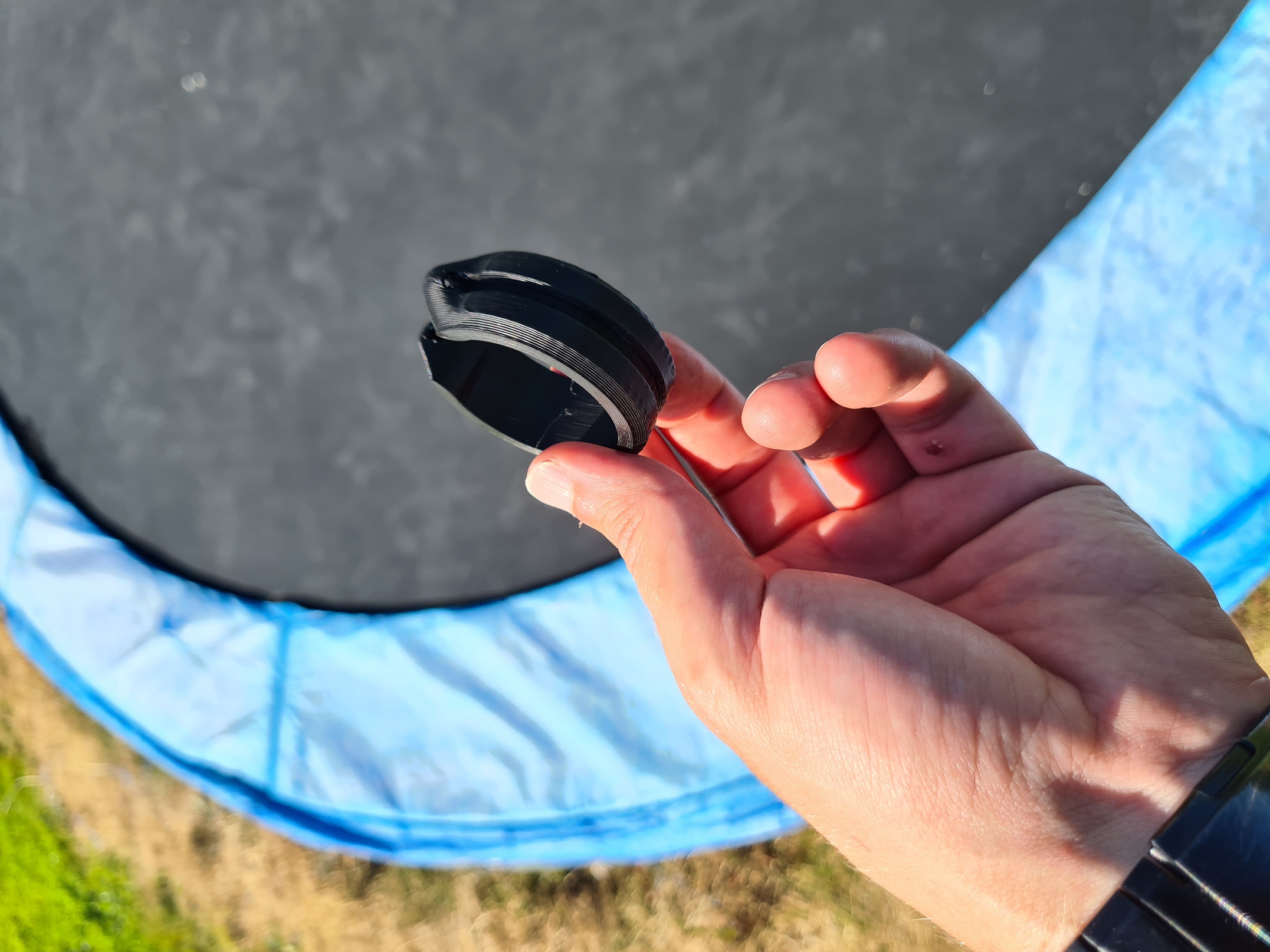 Trampoline buffer clamp