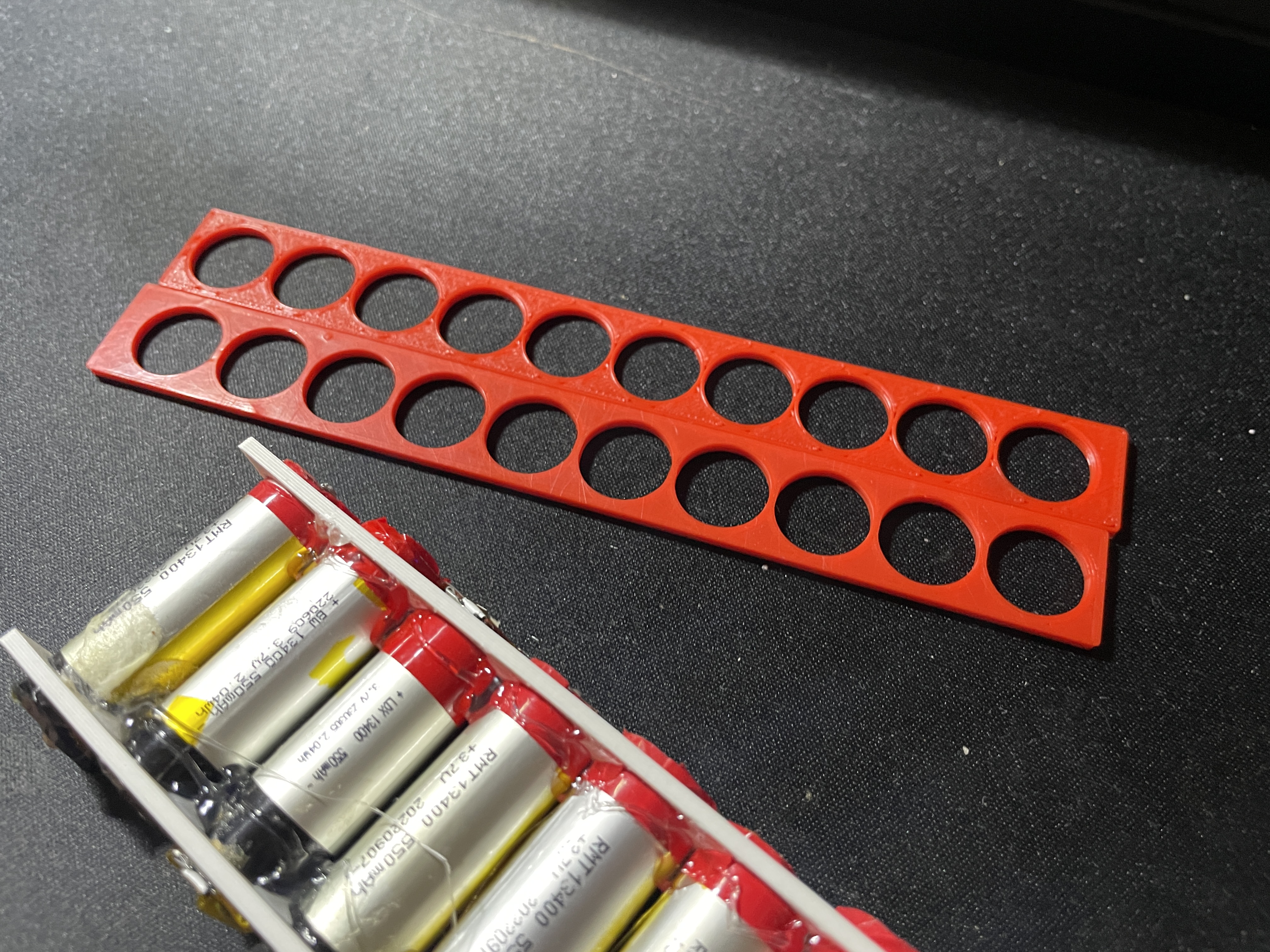10x 13400 tray for making battery from cells - photo 3