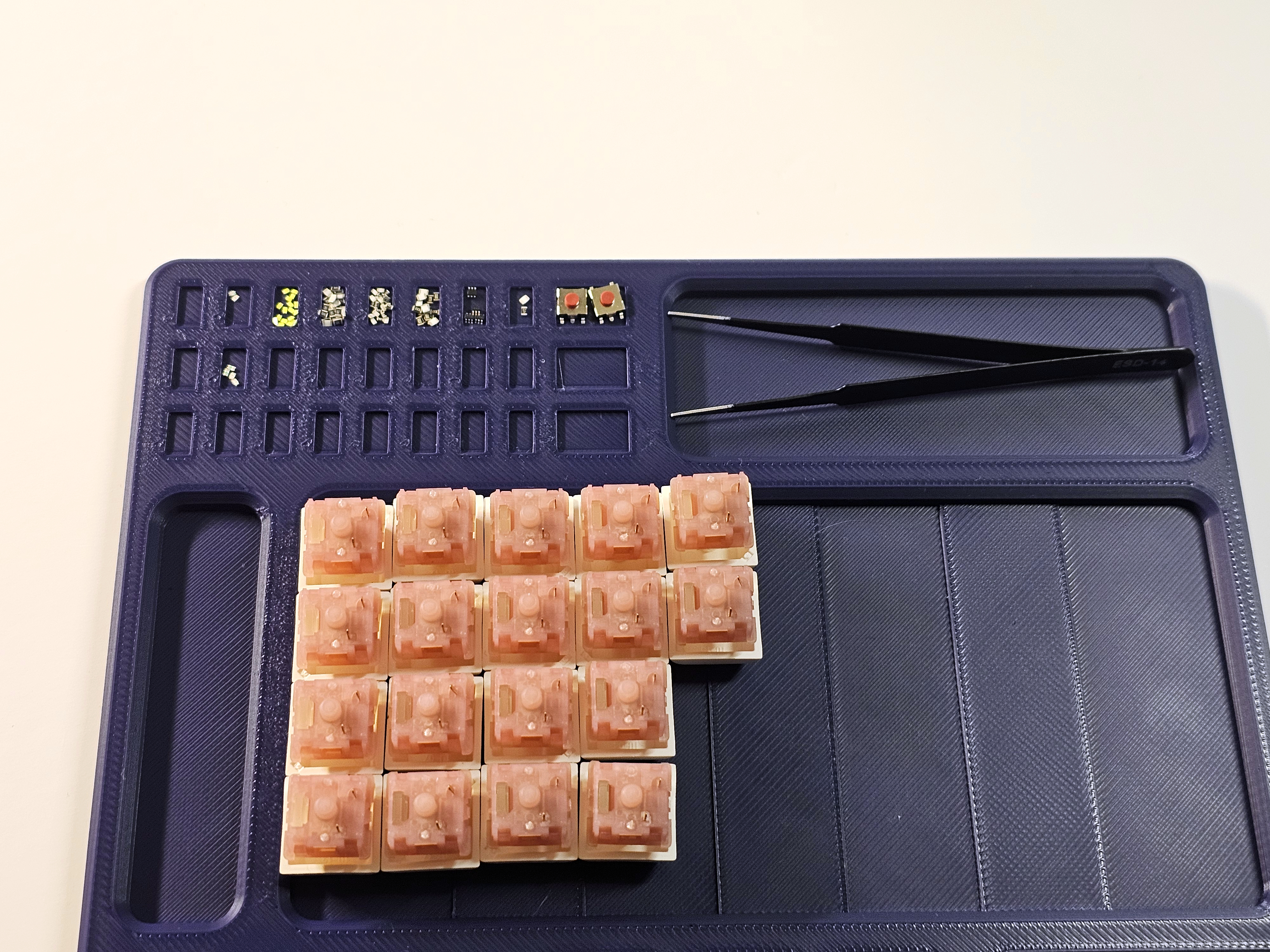 Electronic Components Part Tray - photo 4
