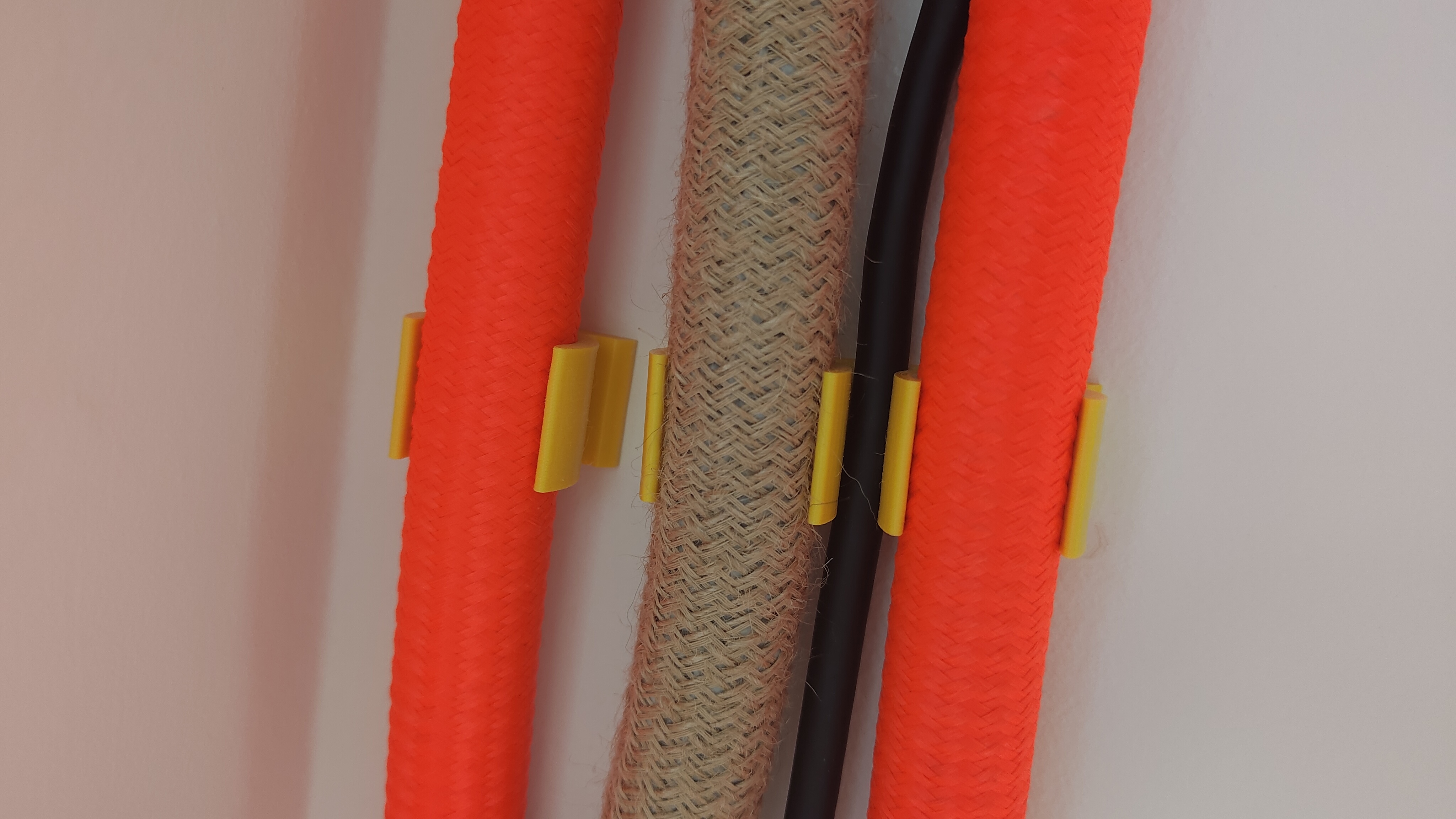 Double 20mm snap clamp for cable (cable holder) - photo 3