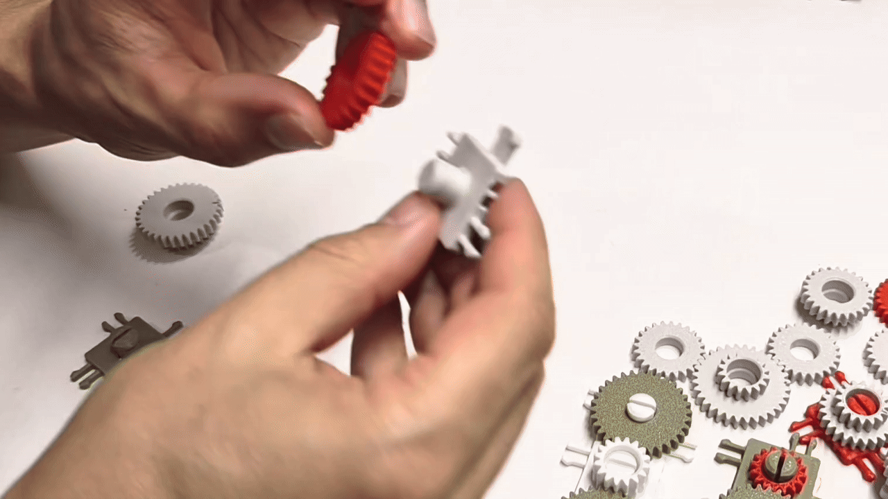 CLIPGEAR - Infinite Modular Snap-Together Gear System - photo 2