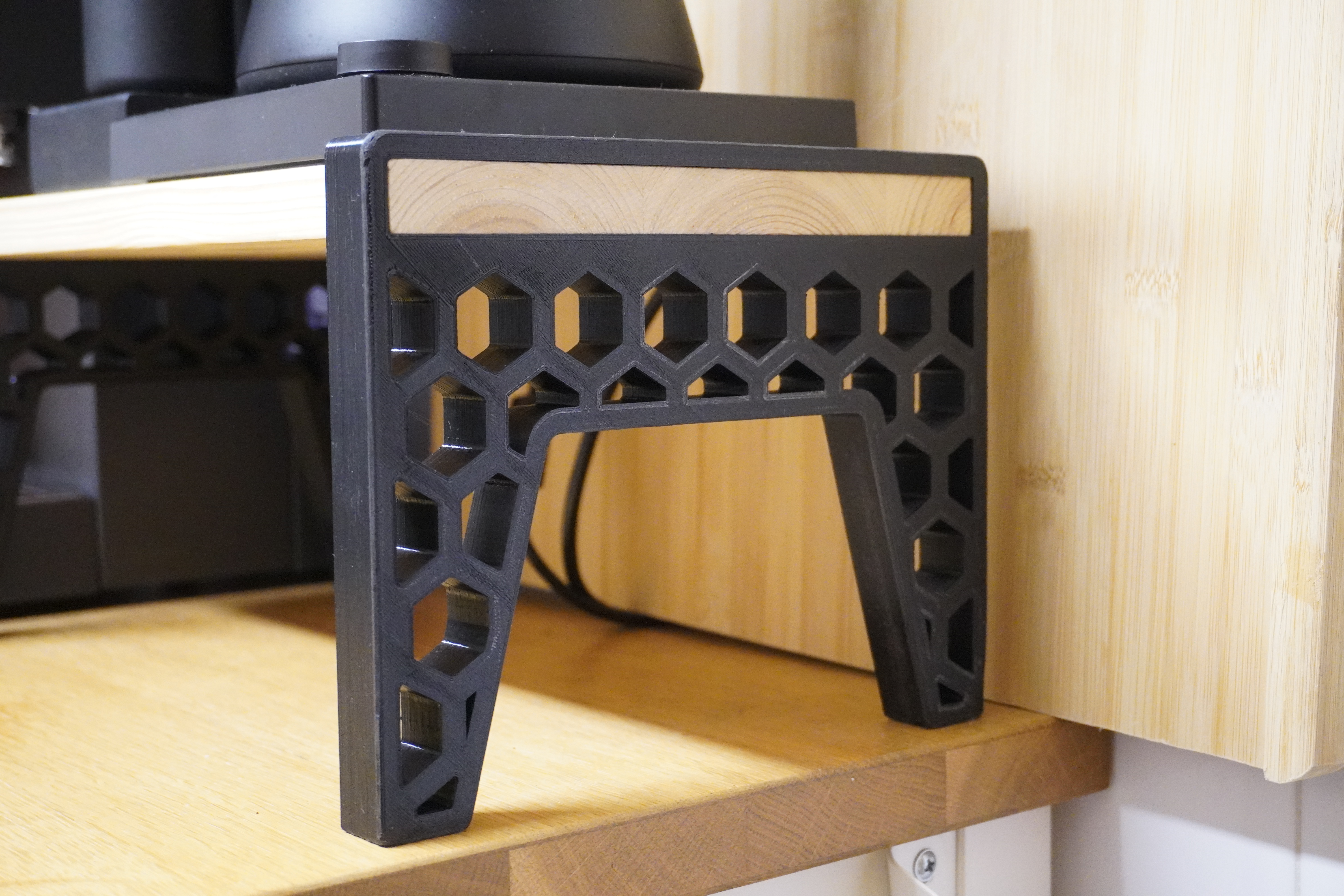 Shelf Bracket for 200x18 mm Wood plank