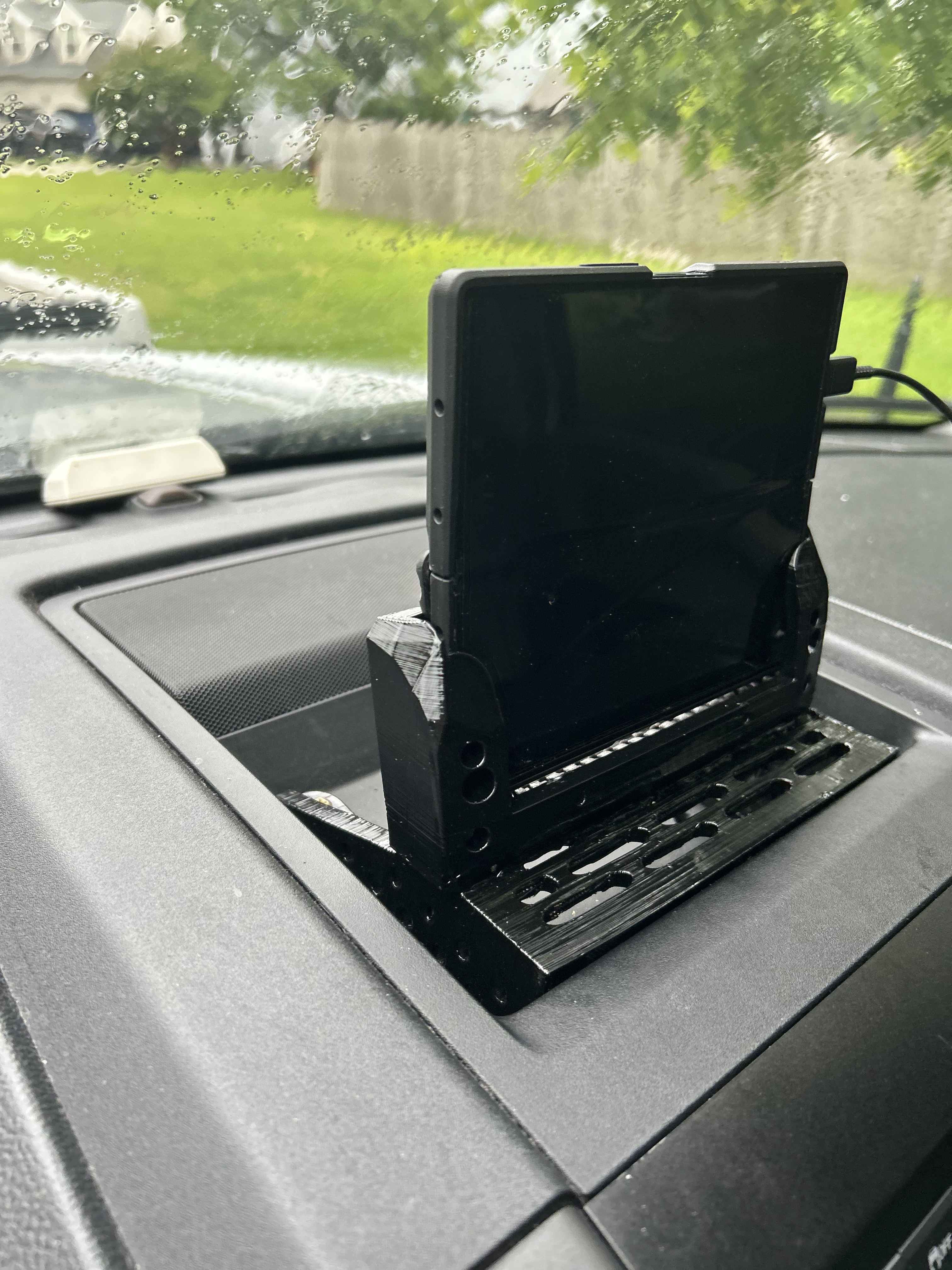 Ford F250 Dashboard Storage & Samsung Z Fold 4 Phone Holder - photo 2