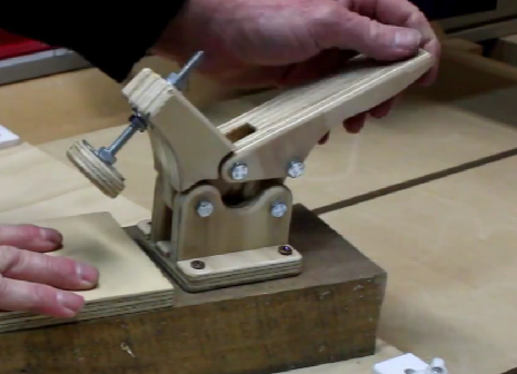 Toggle Clamp with Magnetic Base - photo 2
