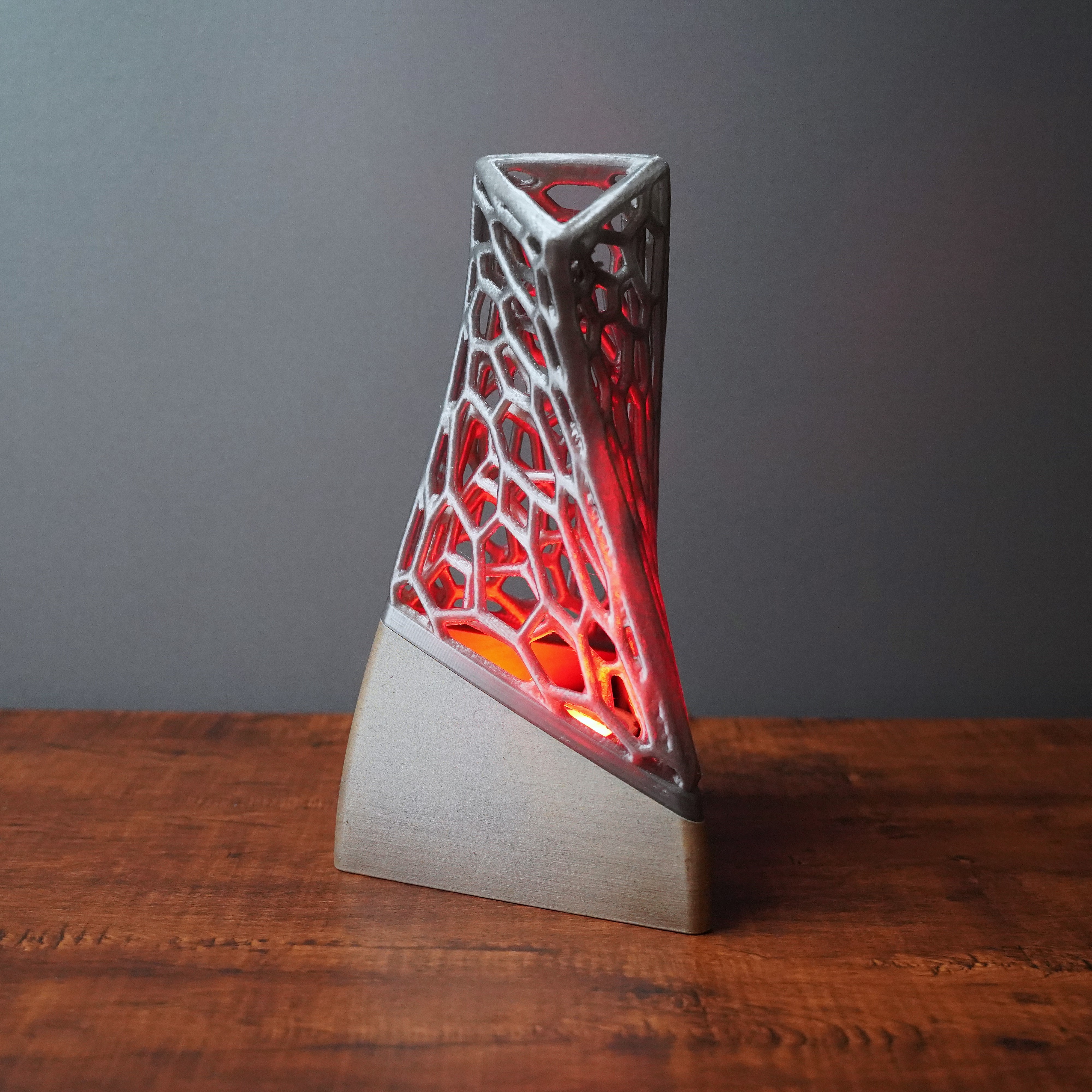 Tri Voronoi Lamp - photo 4