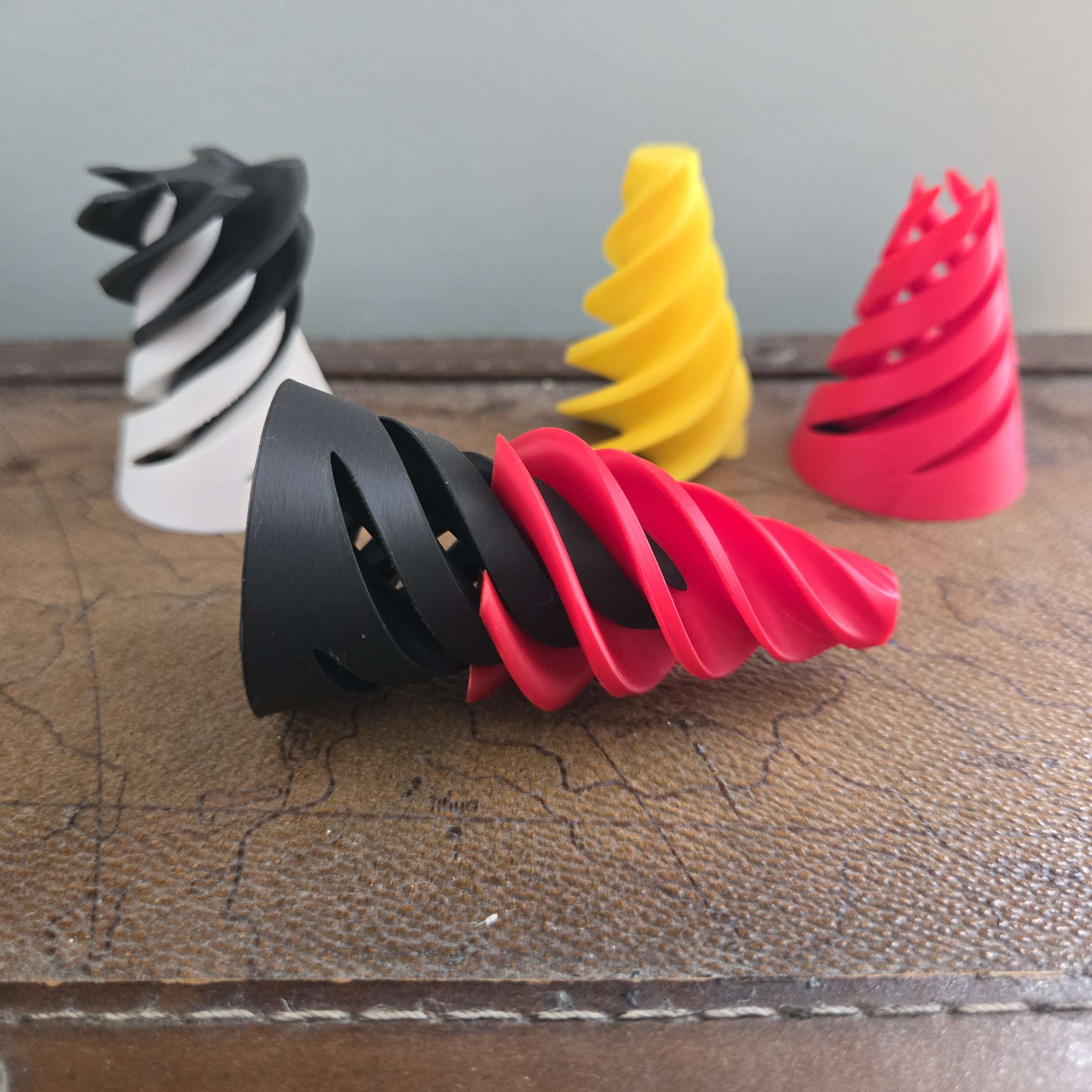 Impossible Fidget Spiral toy (FREE TO SELL) - photo 4