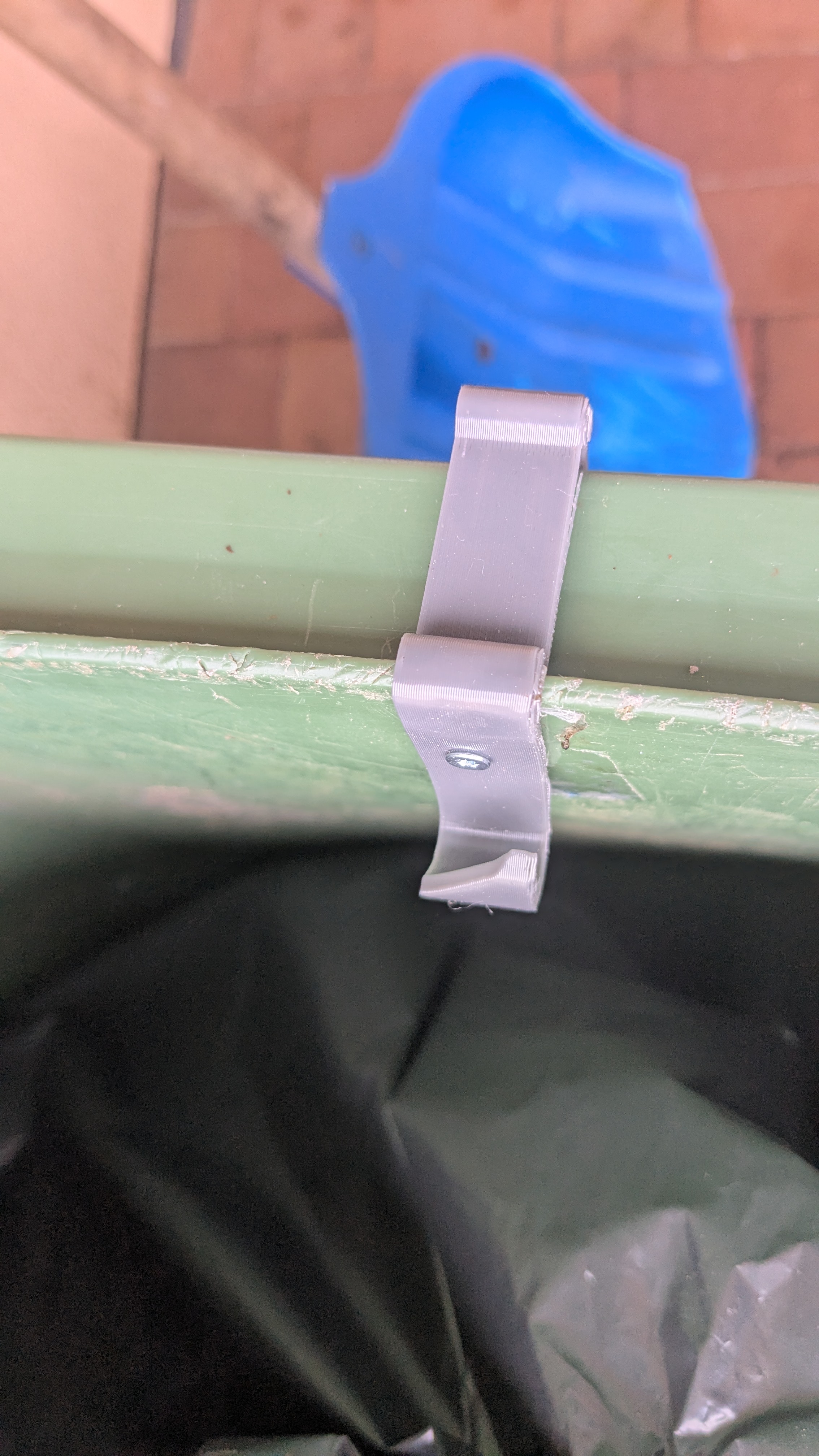 garbage bag clip - photo 4