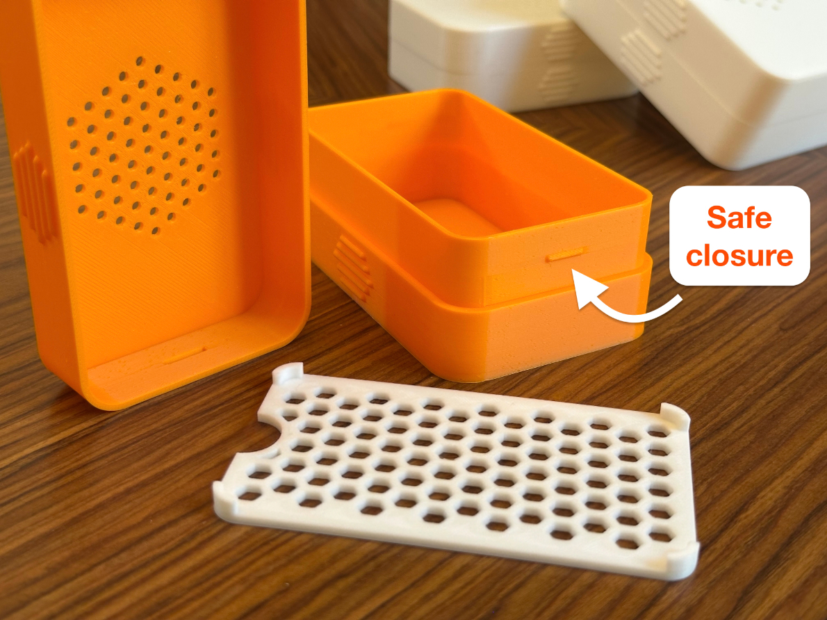 Travel Soap Box — Fully Customisable (OpenSCAD) — with drying tray, air vents and snap fit - photo 3